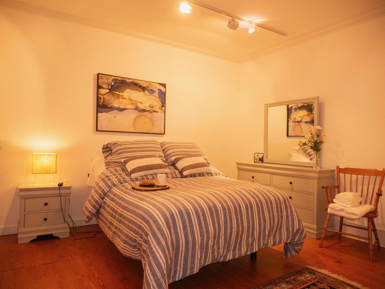 Apartment with Mountain View photo 1