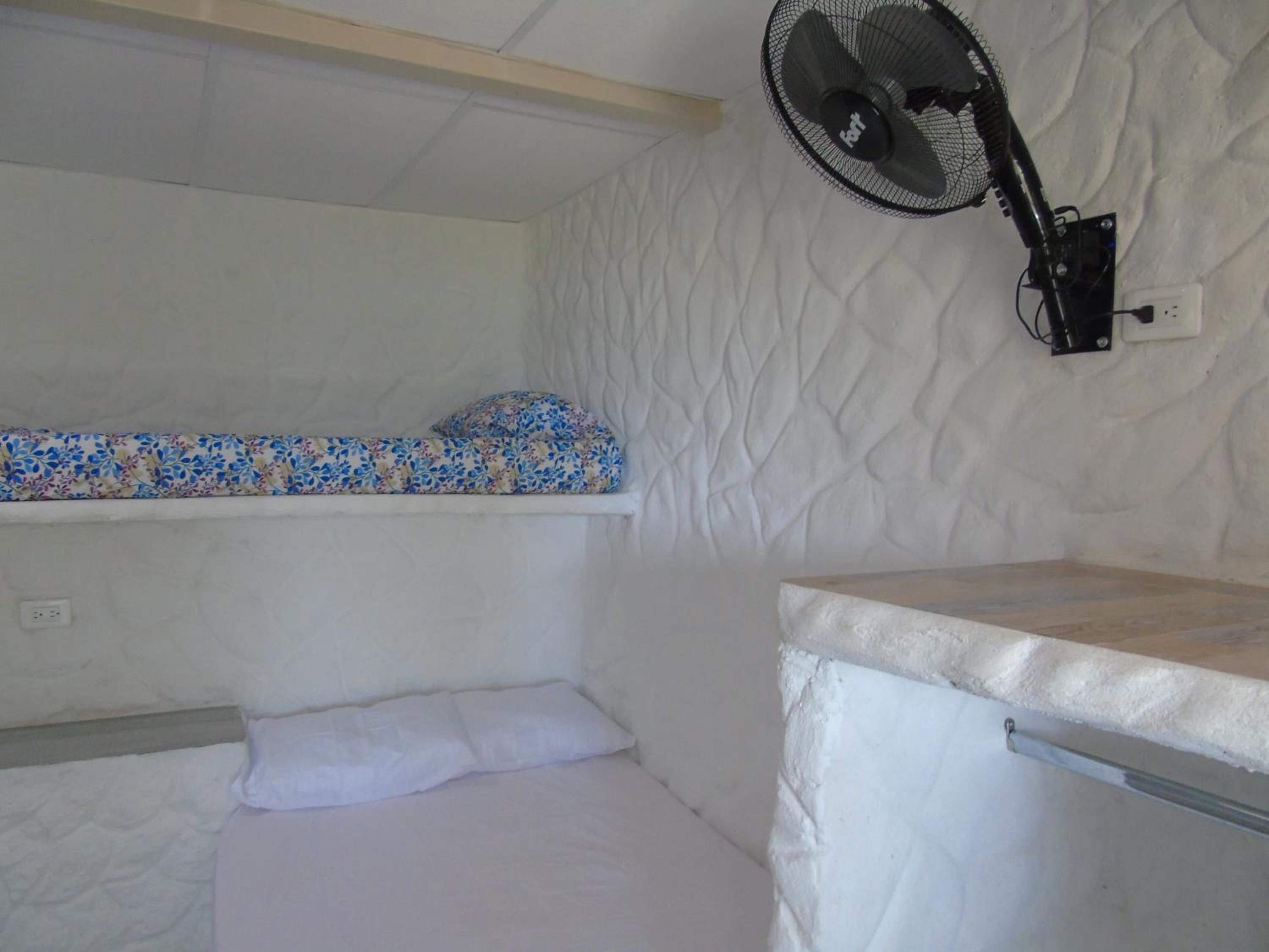 Quadruple Room with Sea View photo 2