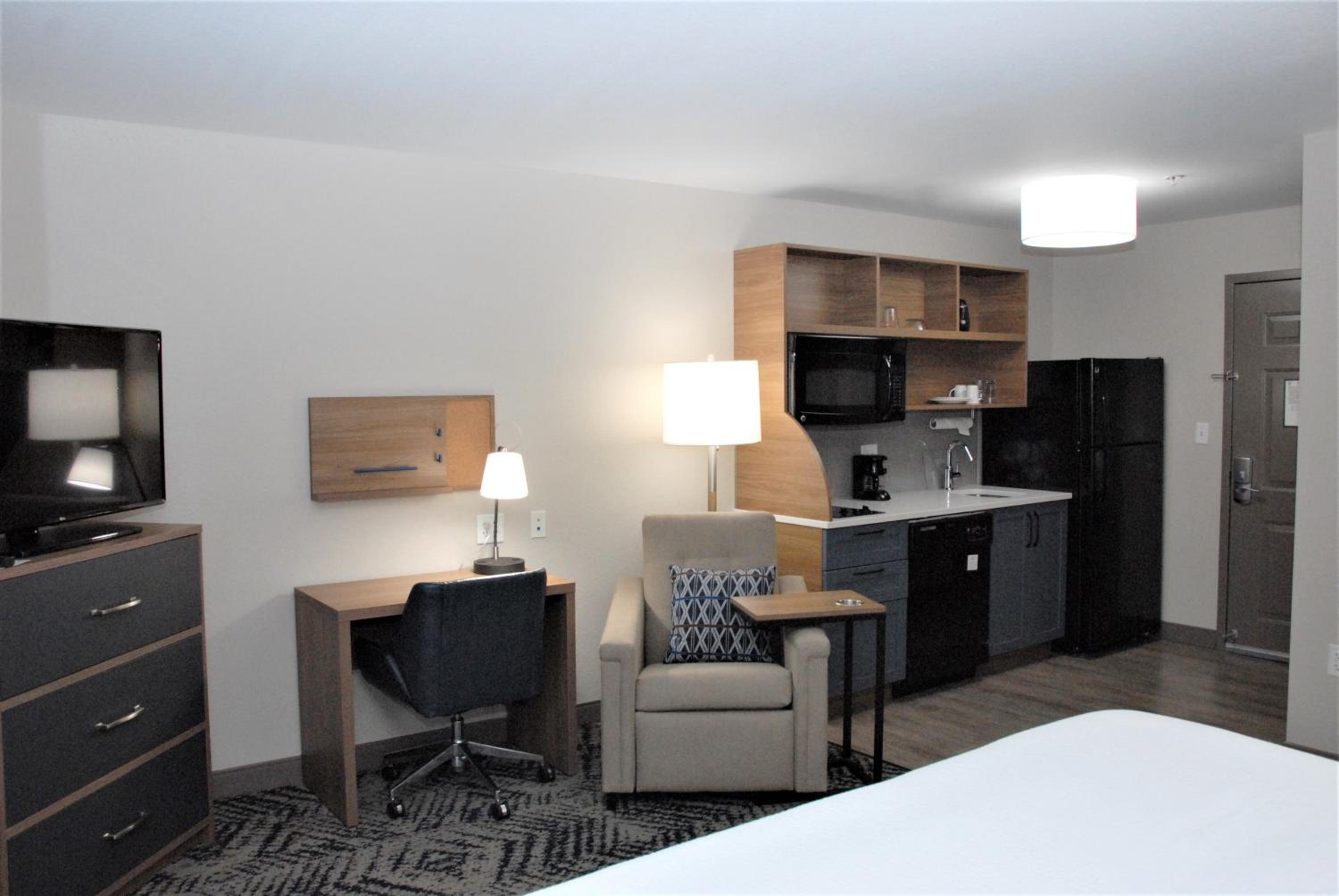 King Studio Suite