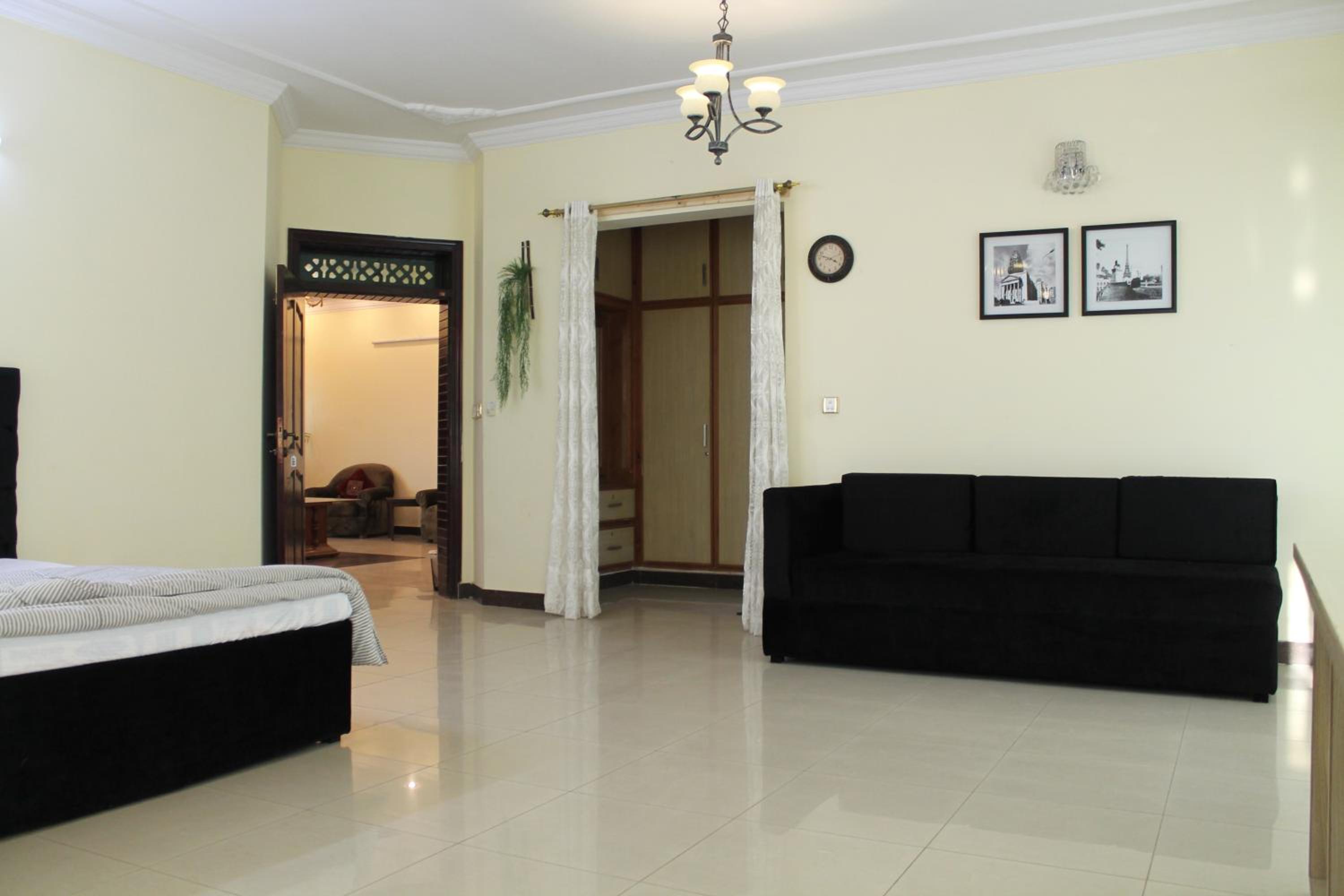 Superior Double or Twin Room - Photo 12
