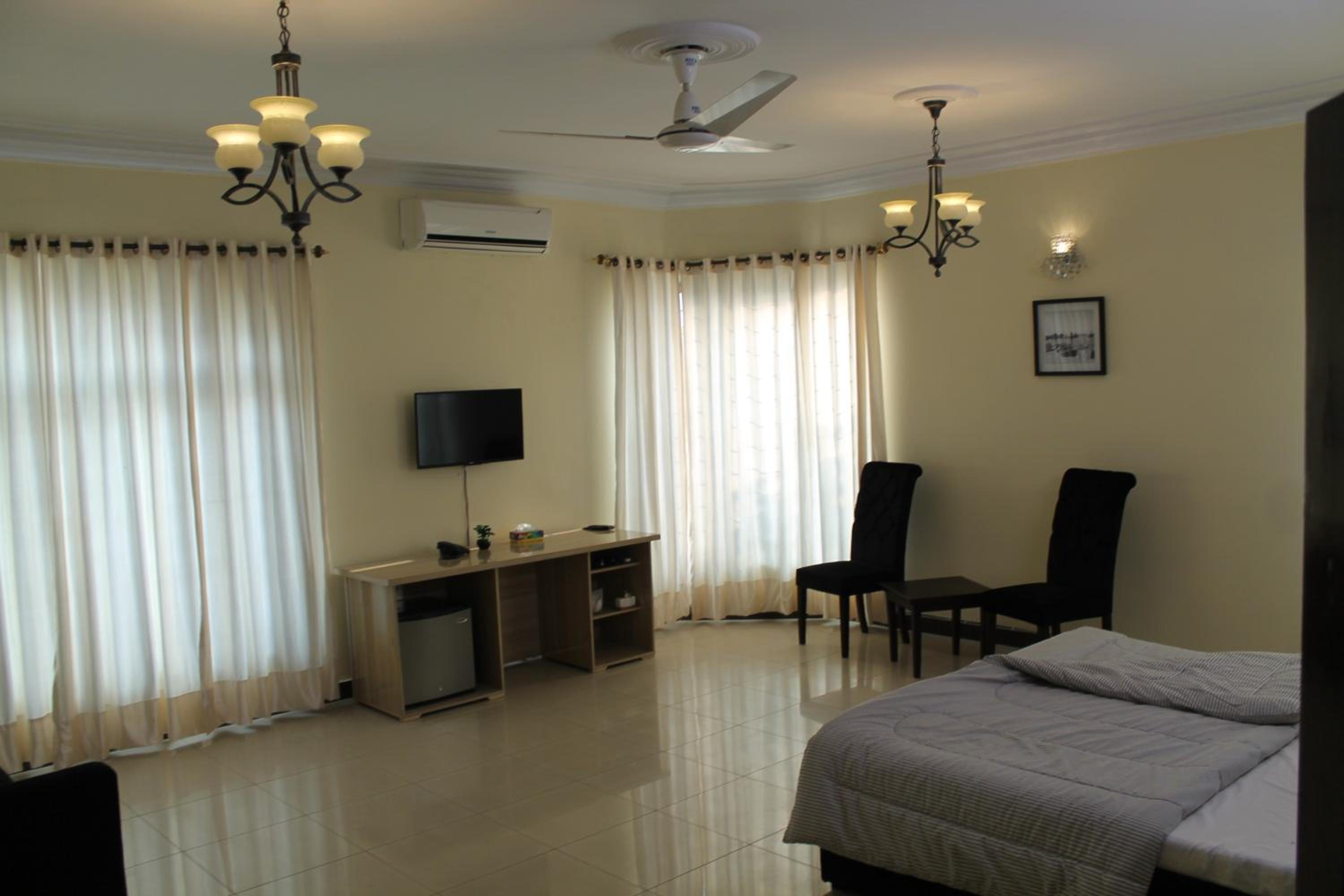 Superior Double or Twin Room - Photo 4