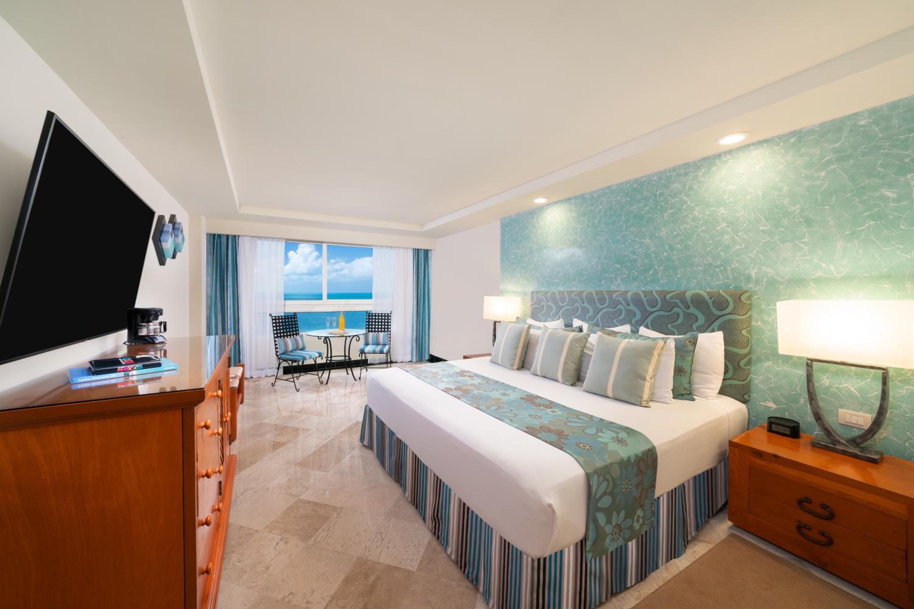 Sens Superior Room