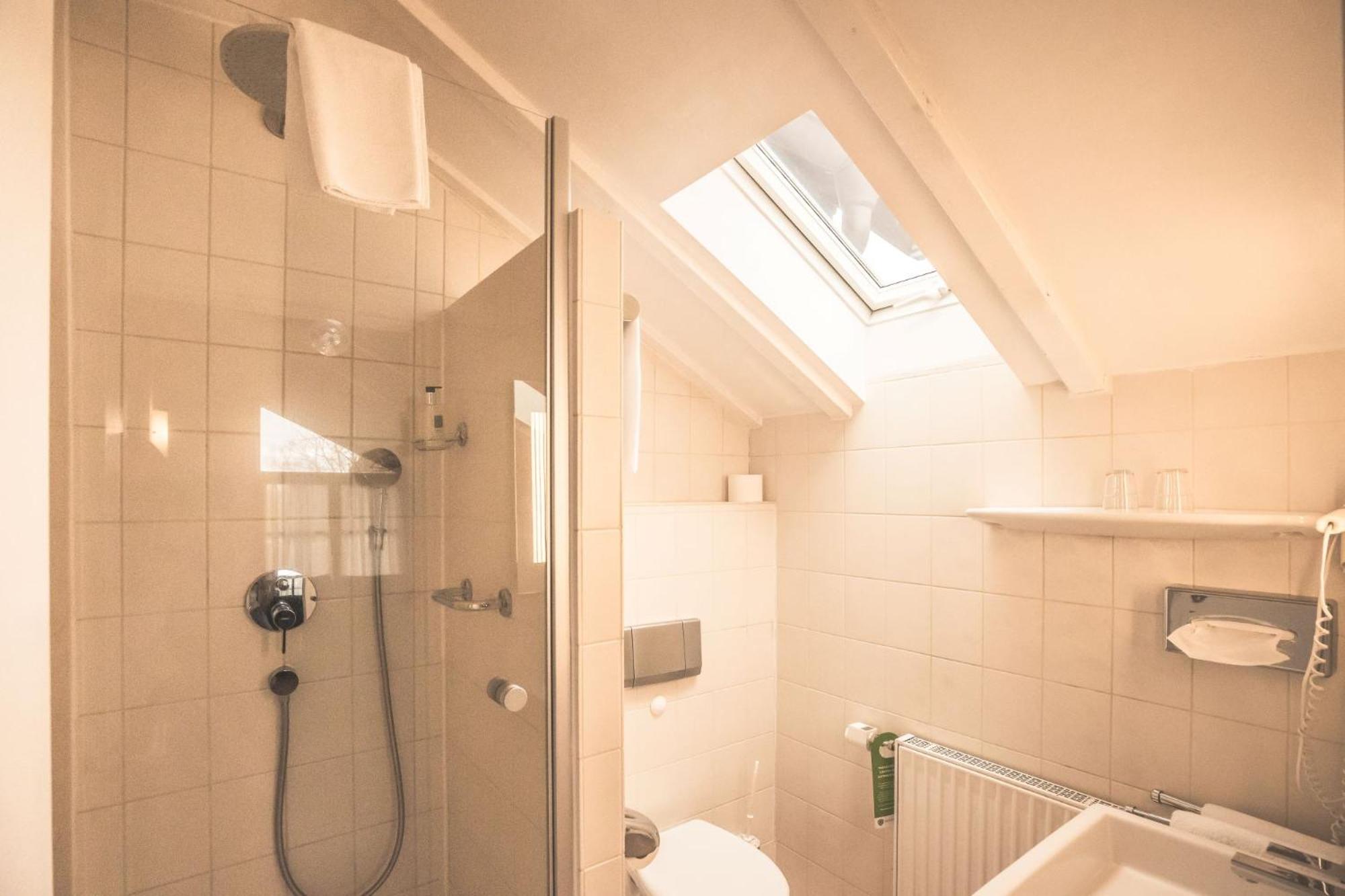 Classic Double Room with Balcony photo 2