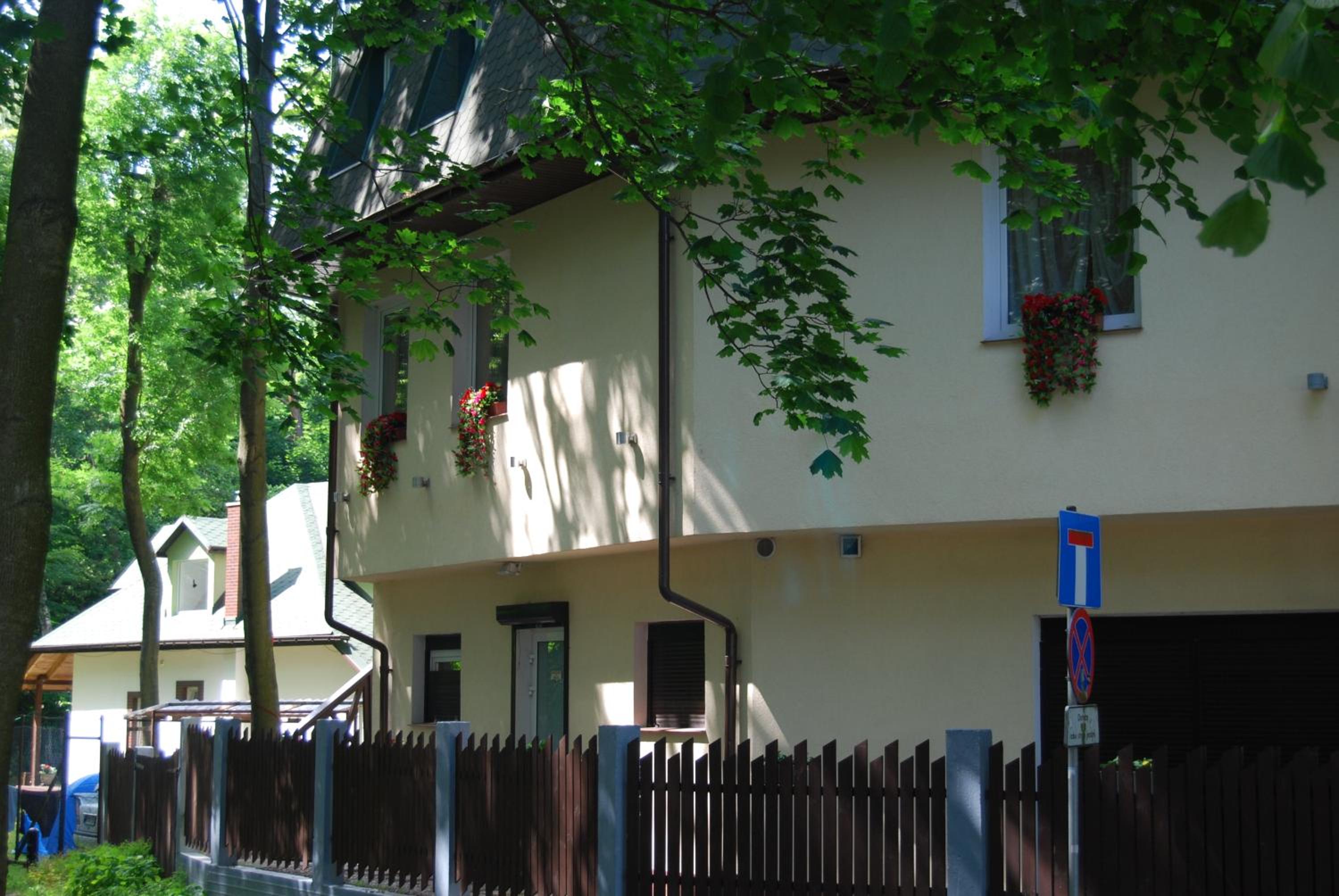 Triple Room - Photo 2