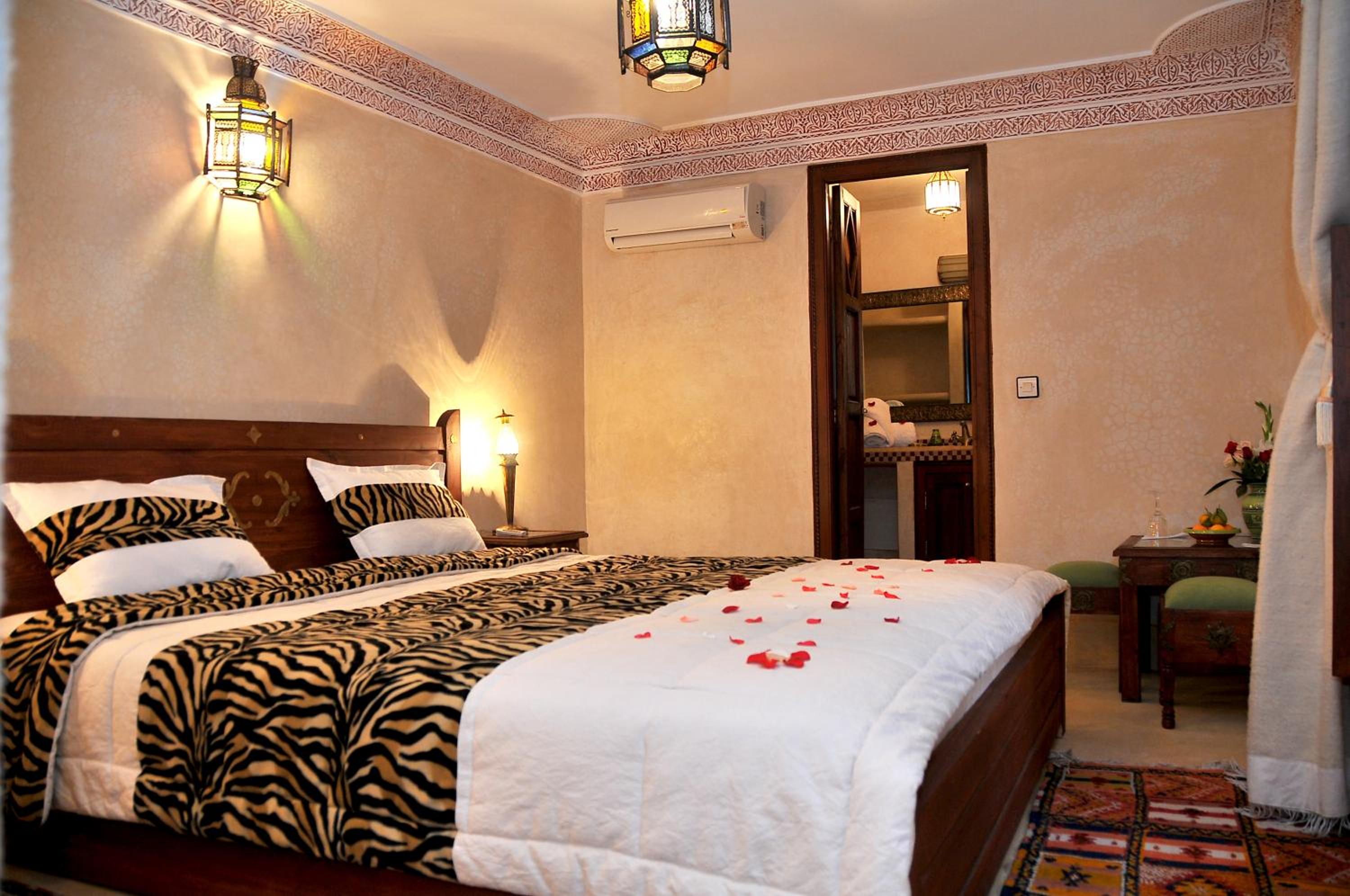 Double Room - Photo 15