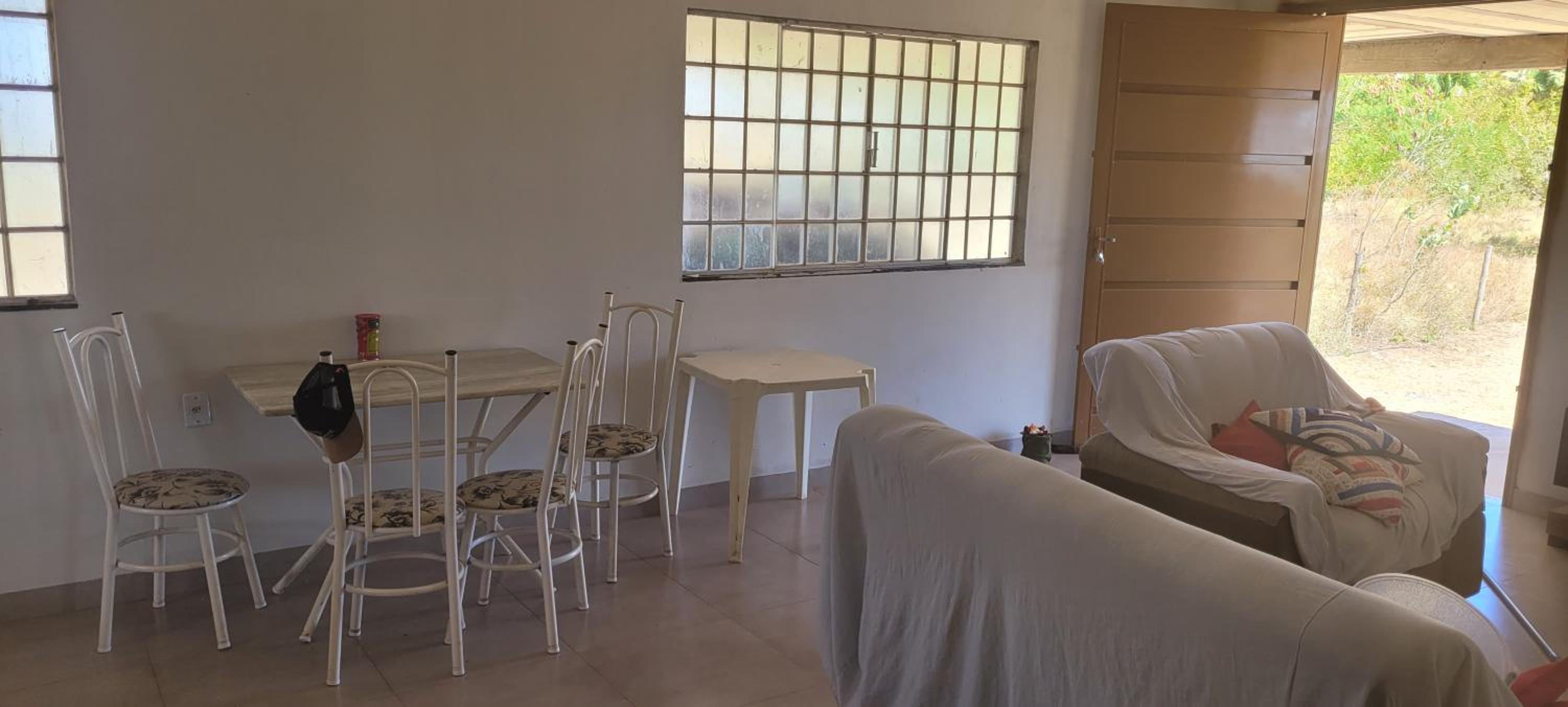 Three-Bedroom House photo 3