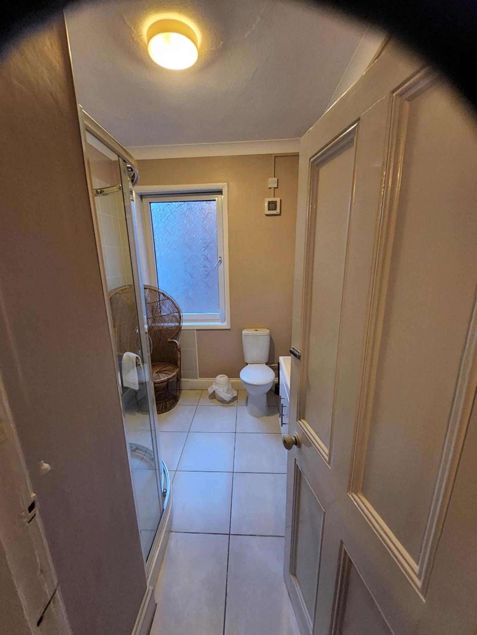 Deluxe Double Room - Photo 11