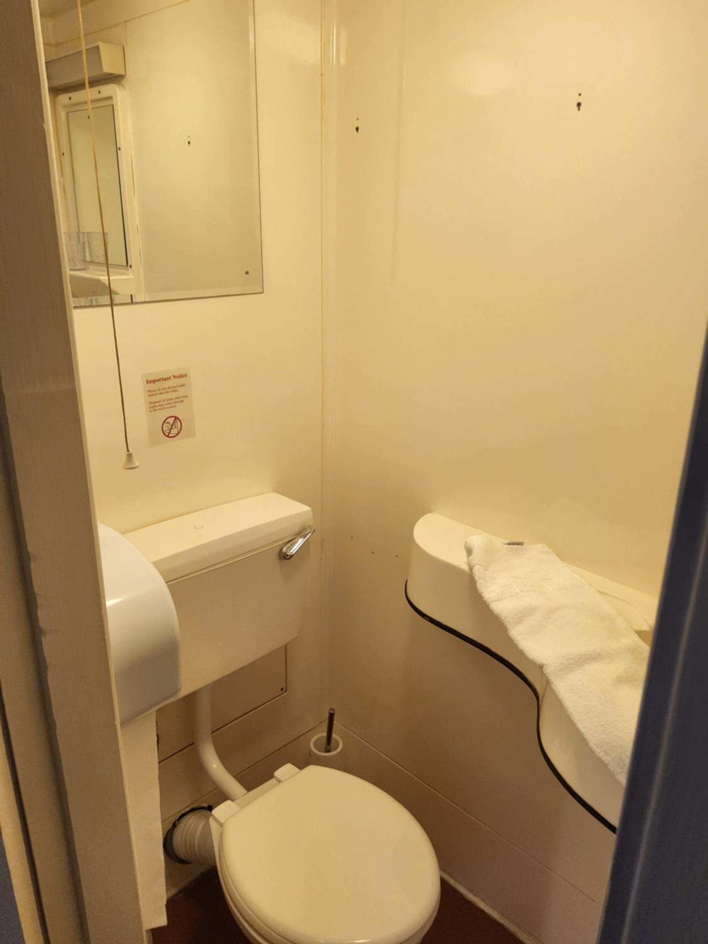 Budget Double Room photo 2
