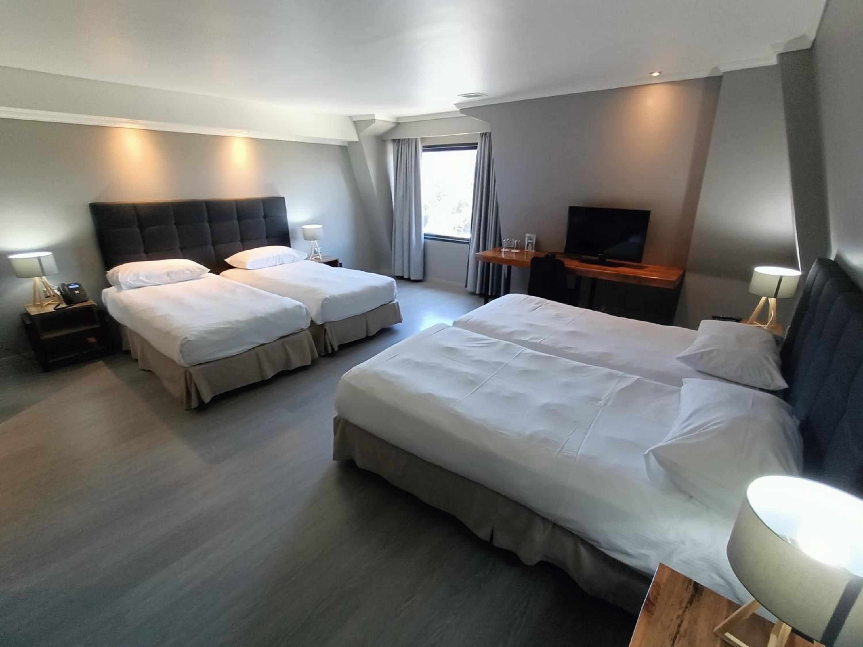 Standard Quadruple Room photo 2