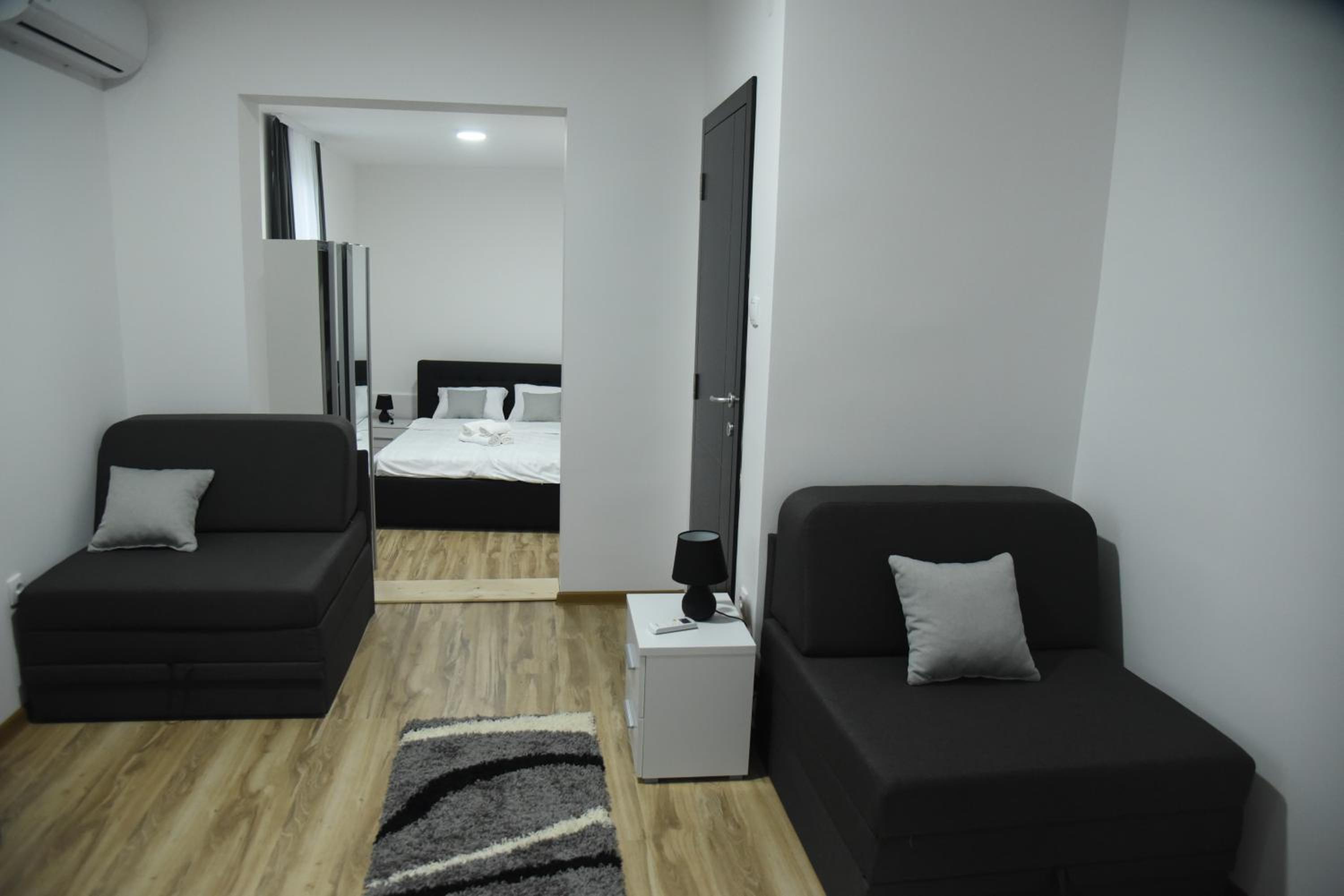 Deluxe Family Room photo 2