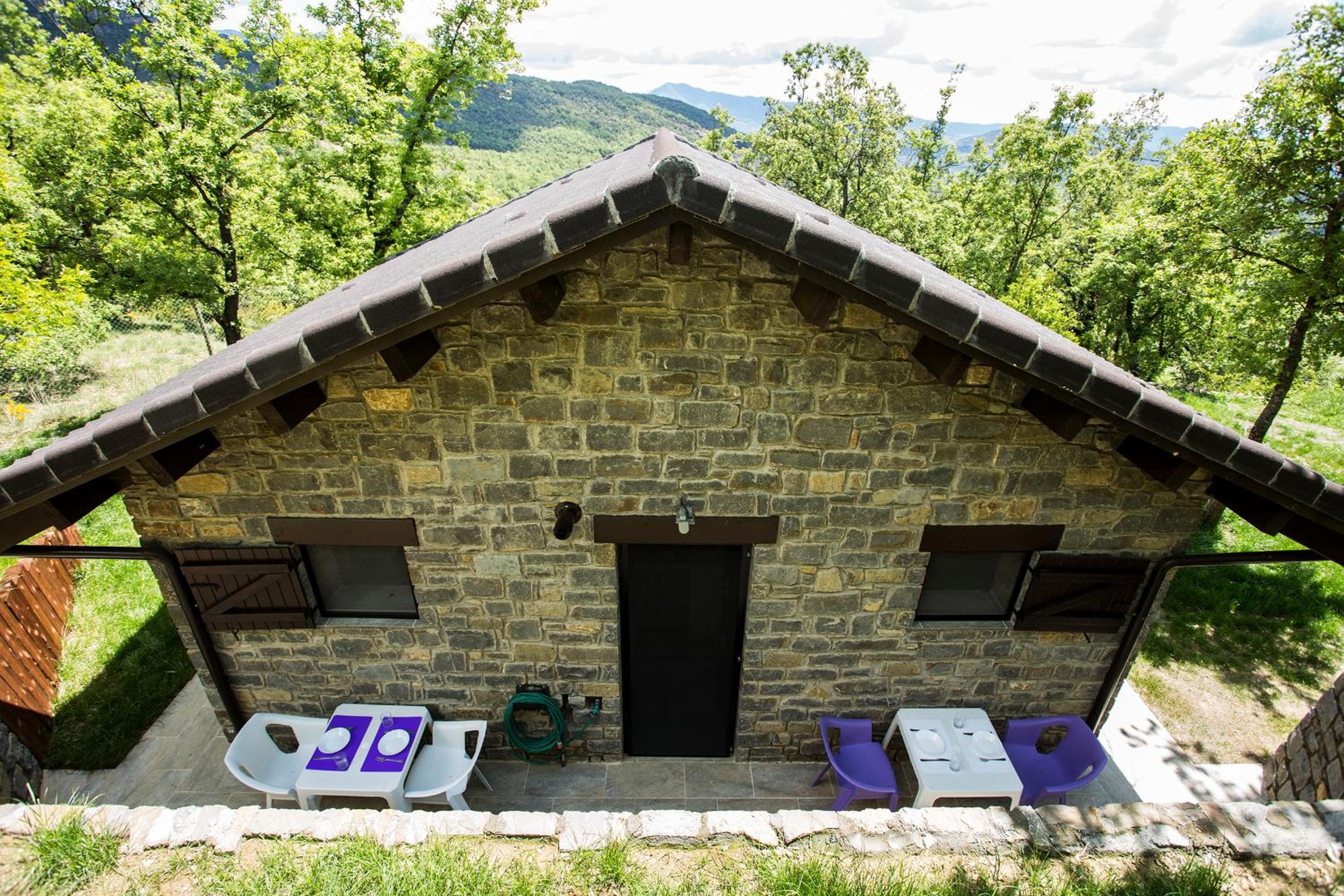 Double Room with Private Bathroom - Photo 11
