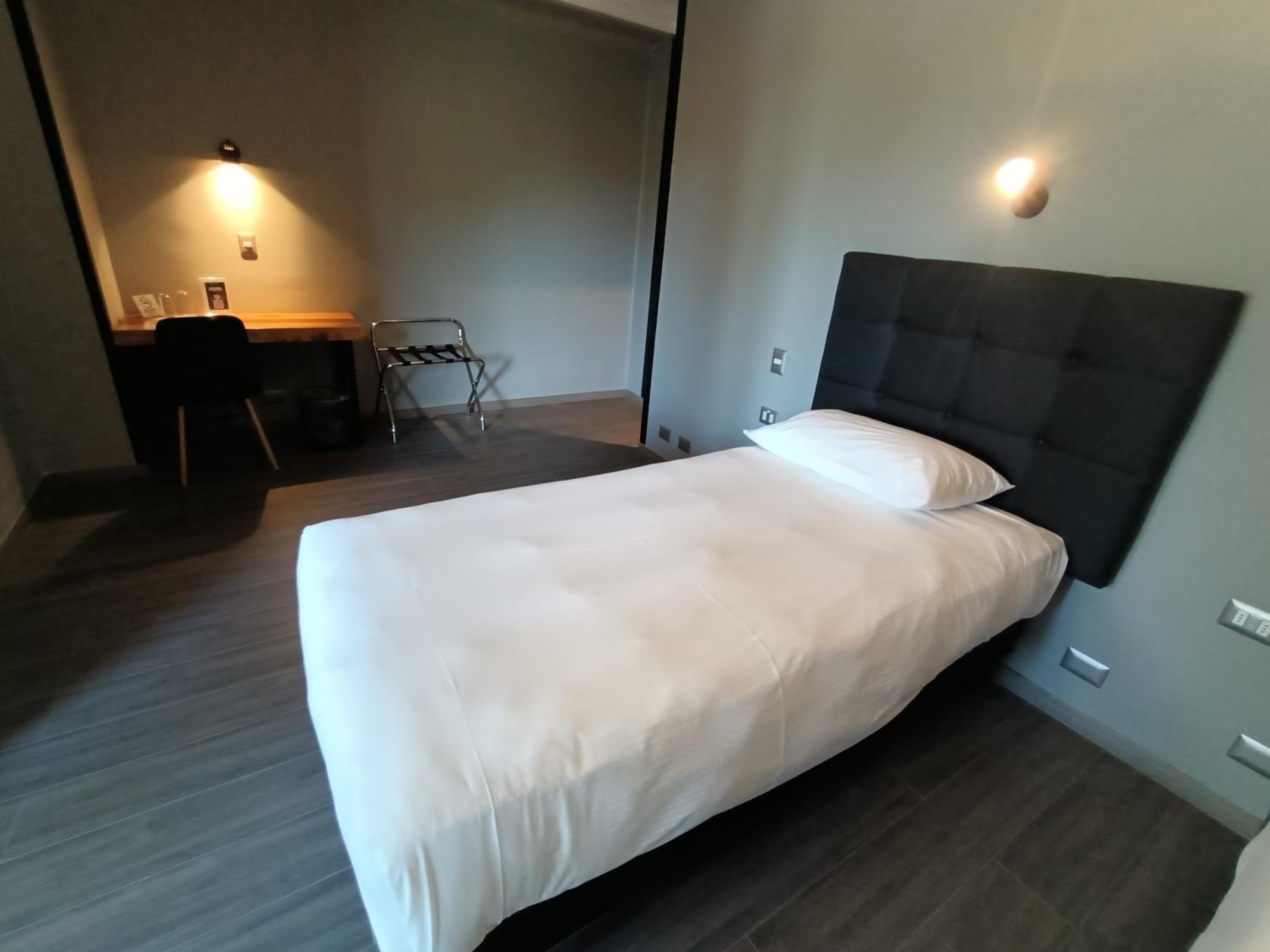 Superior Triple Room photo 2