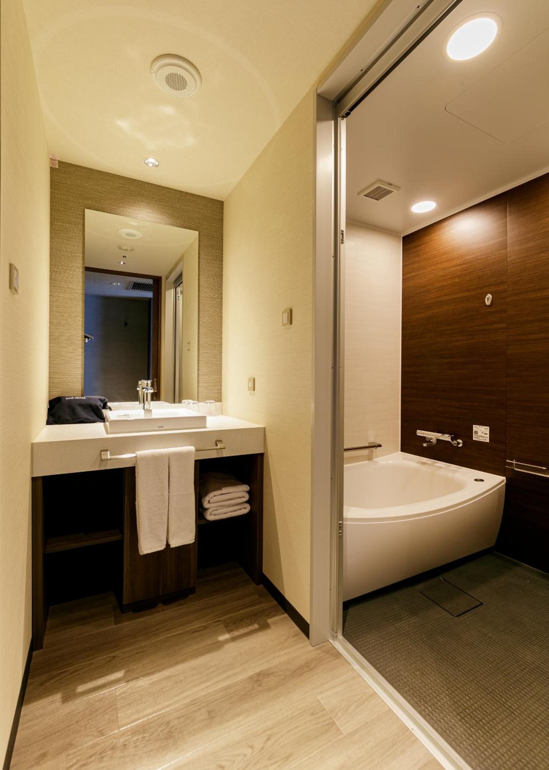 Superior Twin Room - Non-Smoking - Photo 4