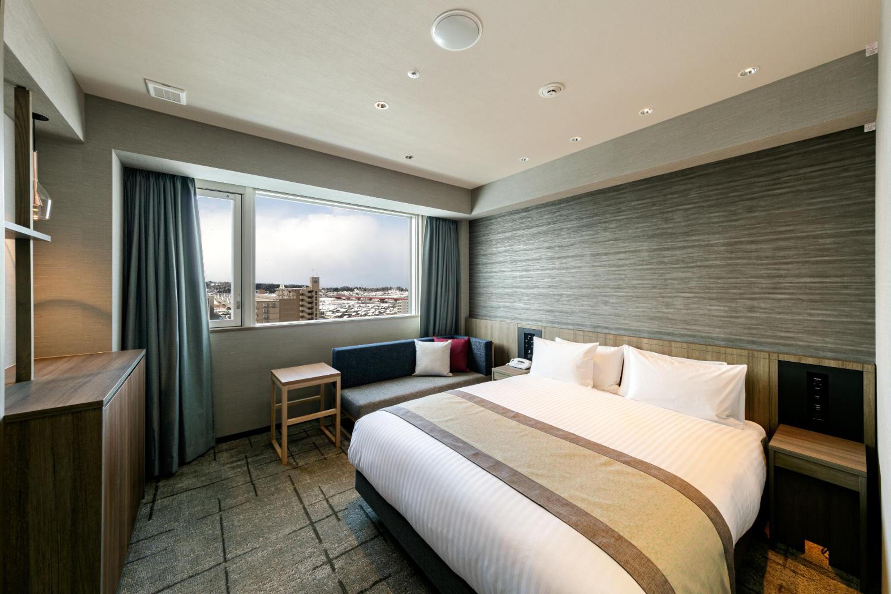 Room Selected at Check-In (No choice of bed preference) - Non-Smoking
