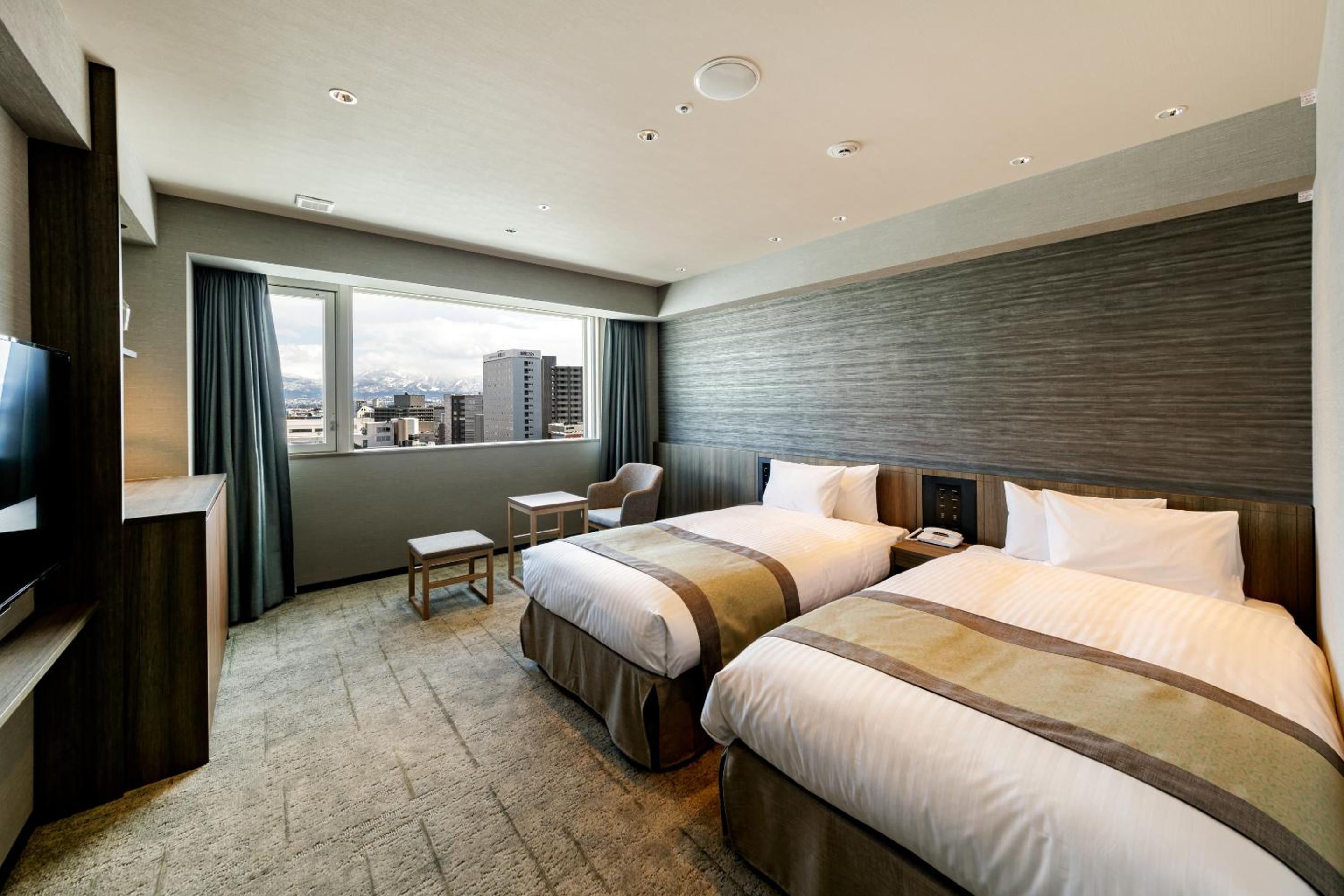 Deluxe Twin Room - Non-Smoking - Photo 1
