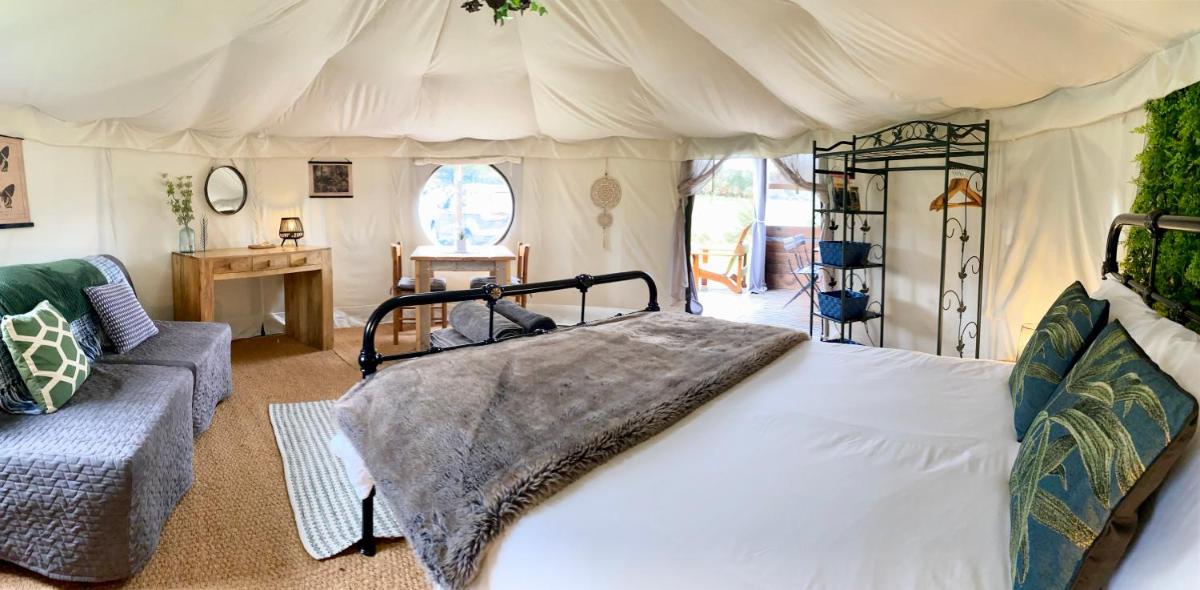 Tent photo 3