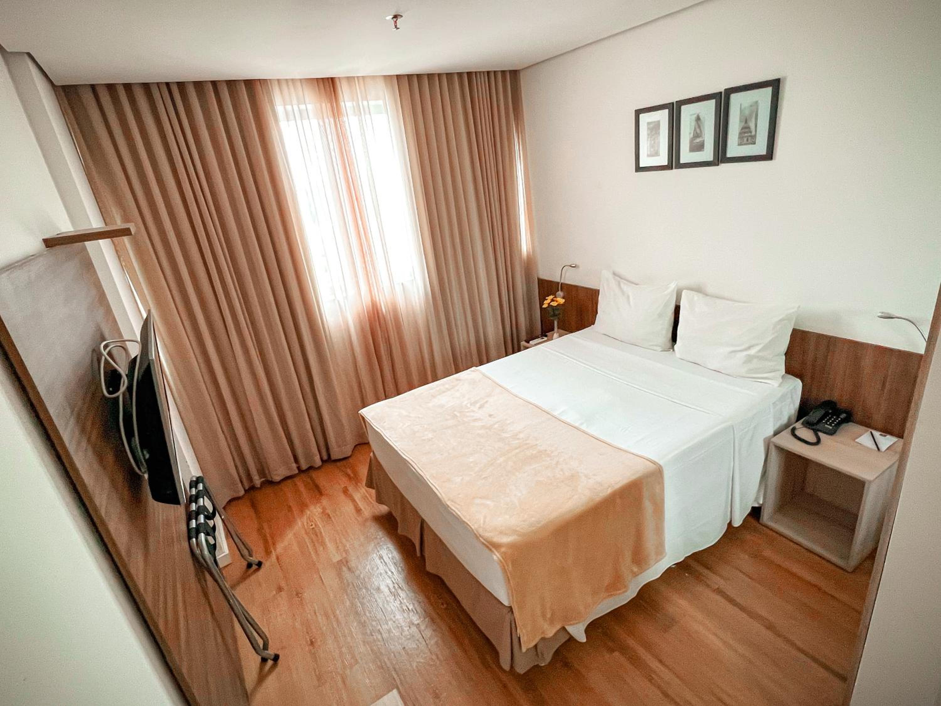 Standard Double Room photo 3