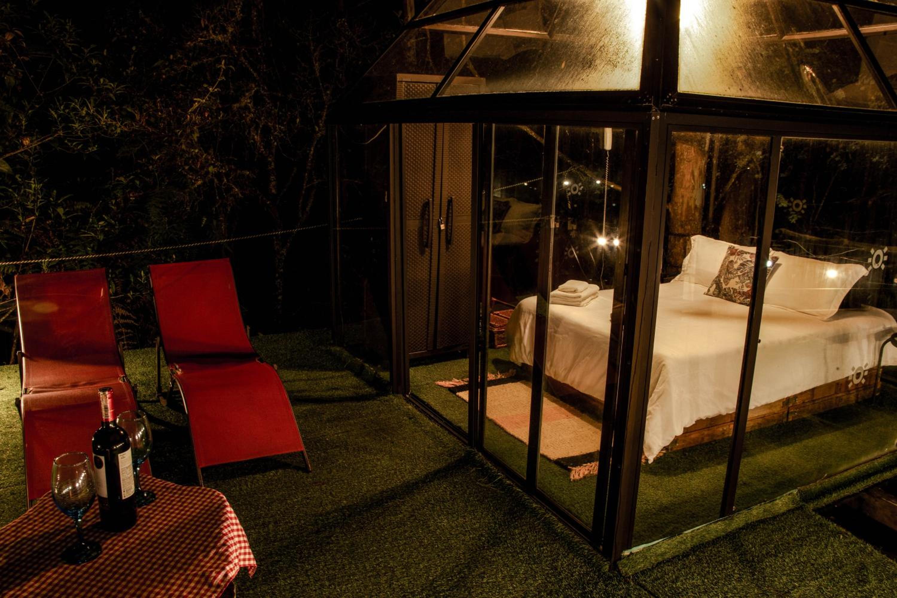 Deluxe Suite with Spa Bath photo 3