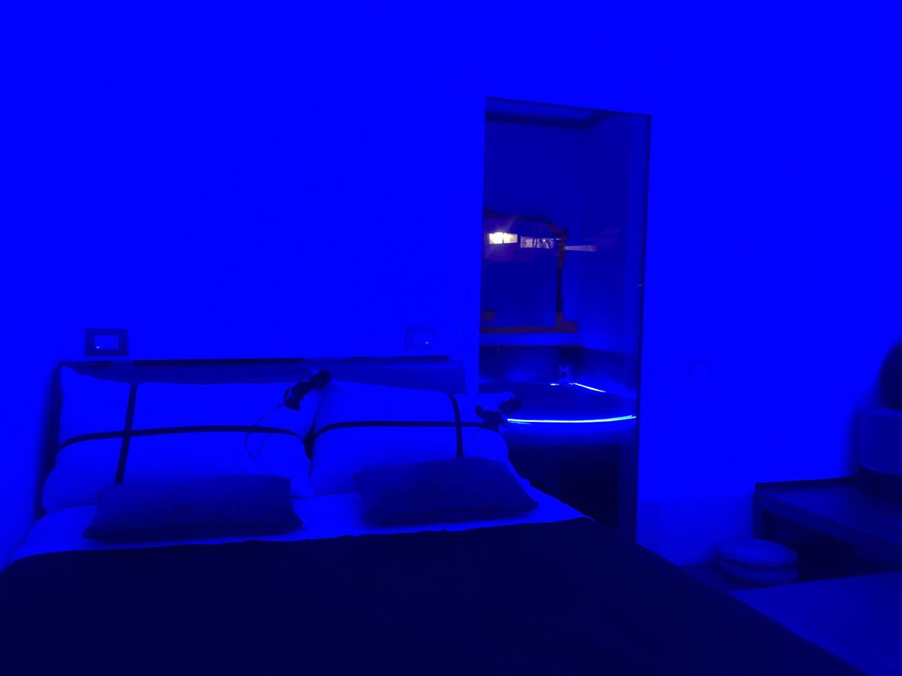 Suite with Spa Bath - Photo 18