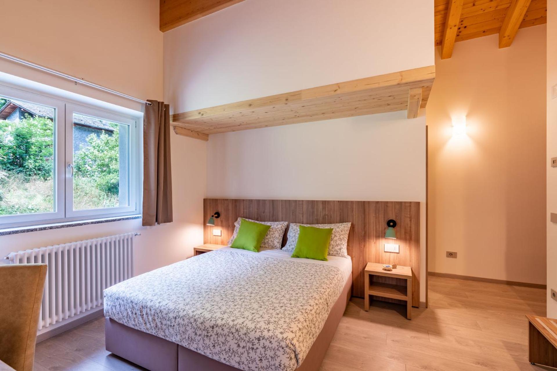 Triple Room with Private Bathroom photo 3