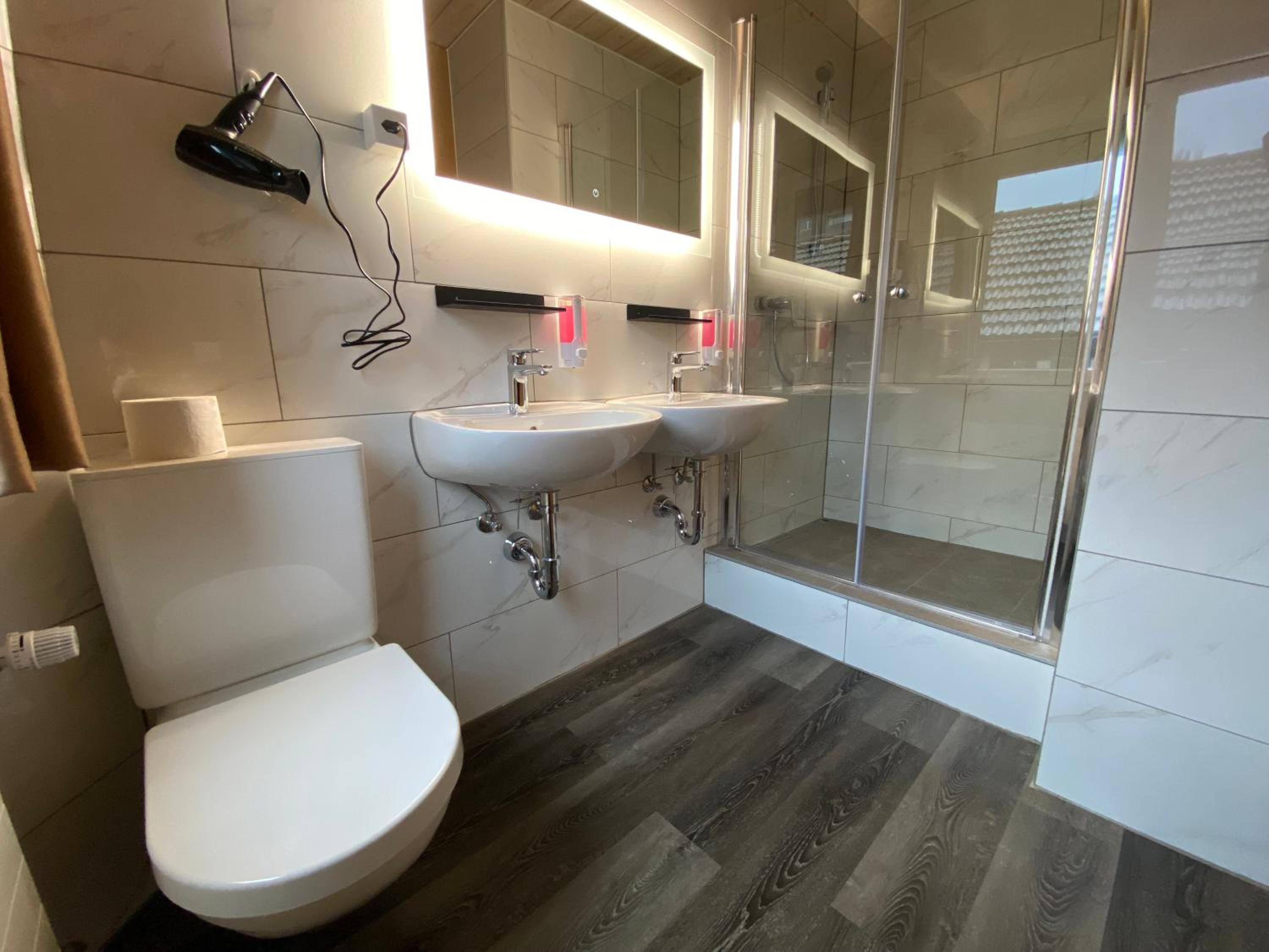 Triple Room - Photo 5