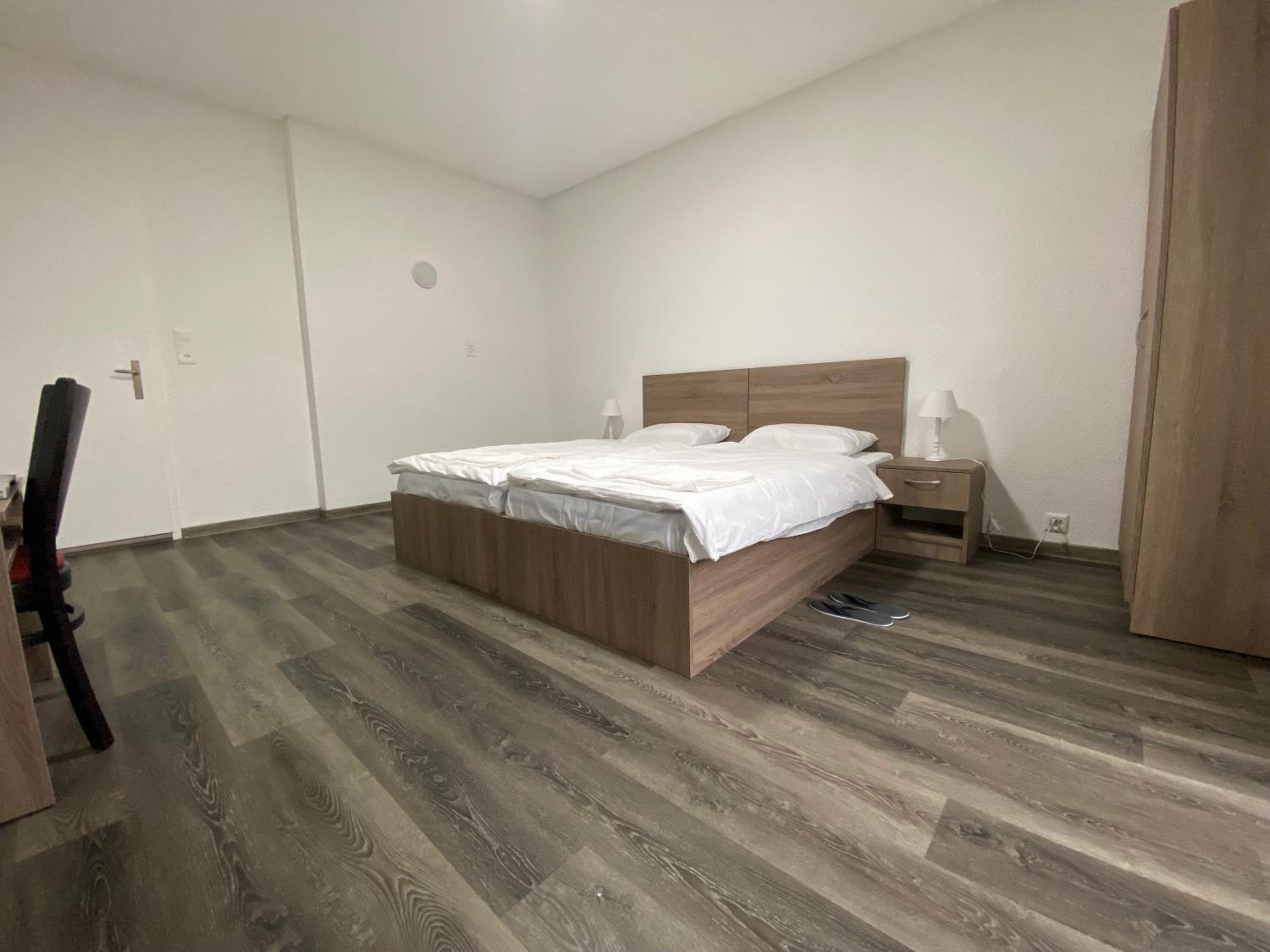 Double Room with Private Bathroom photo 2