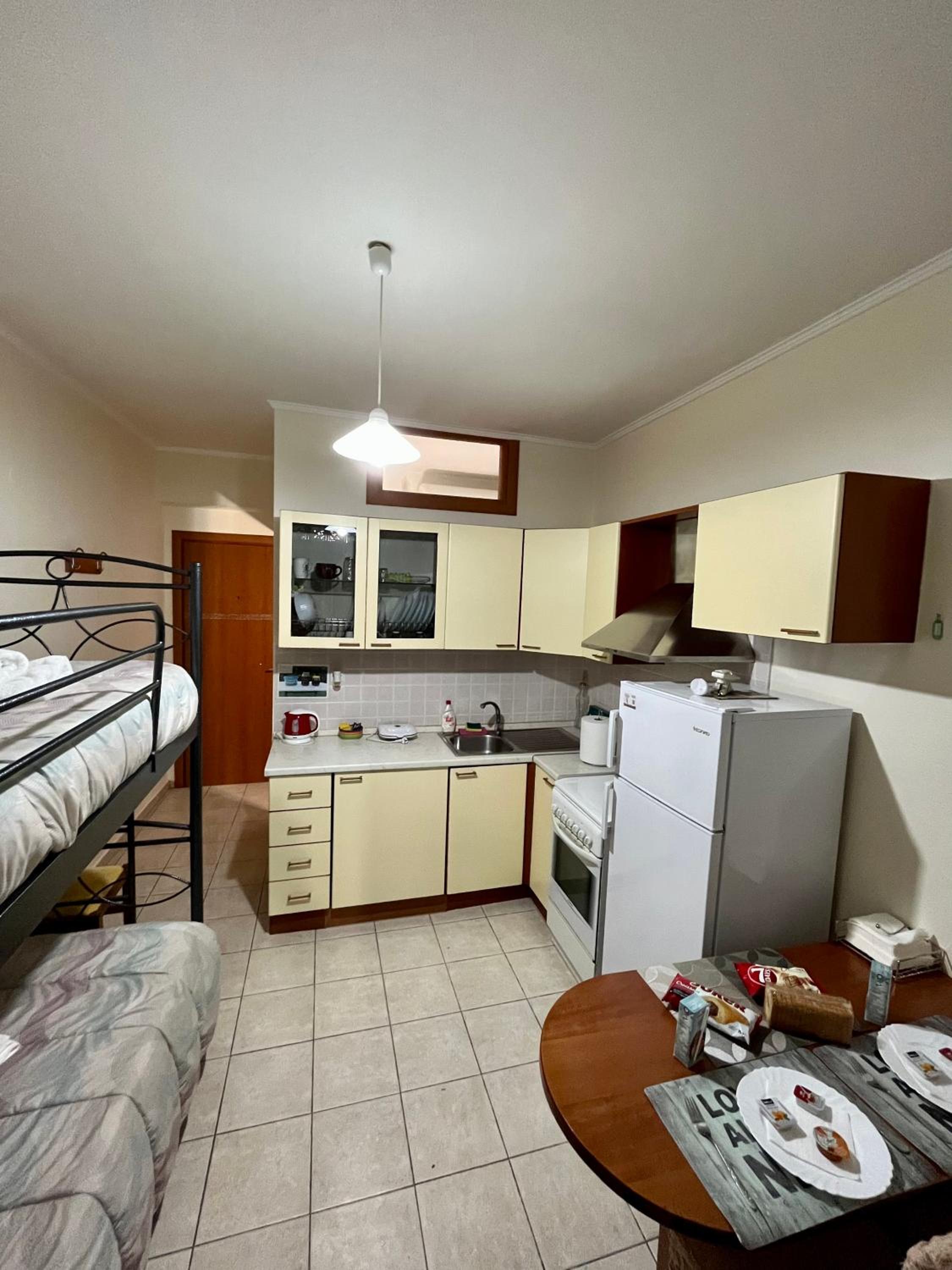 Apartment - Photo 12