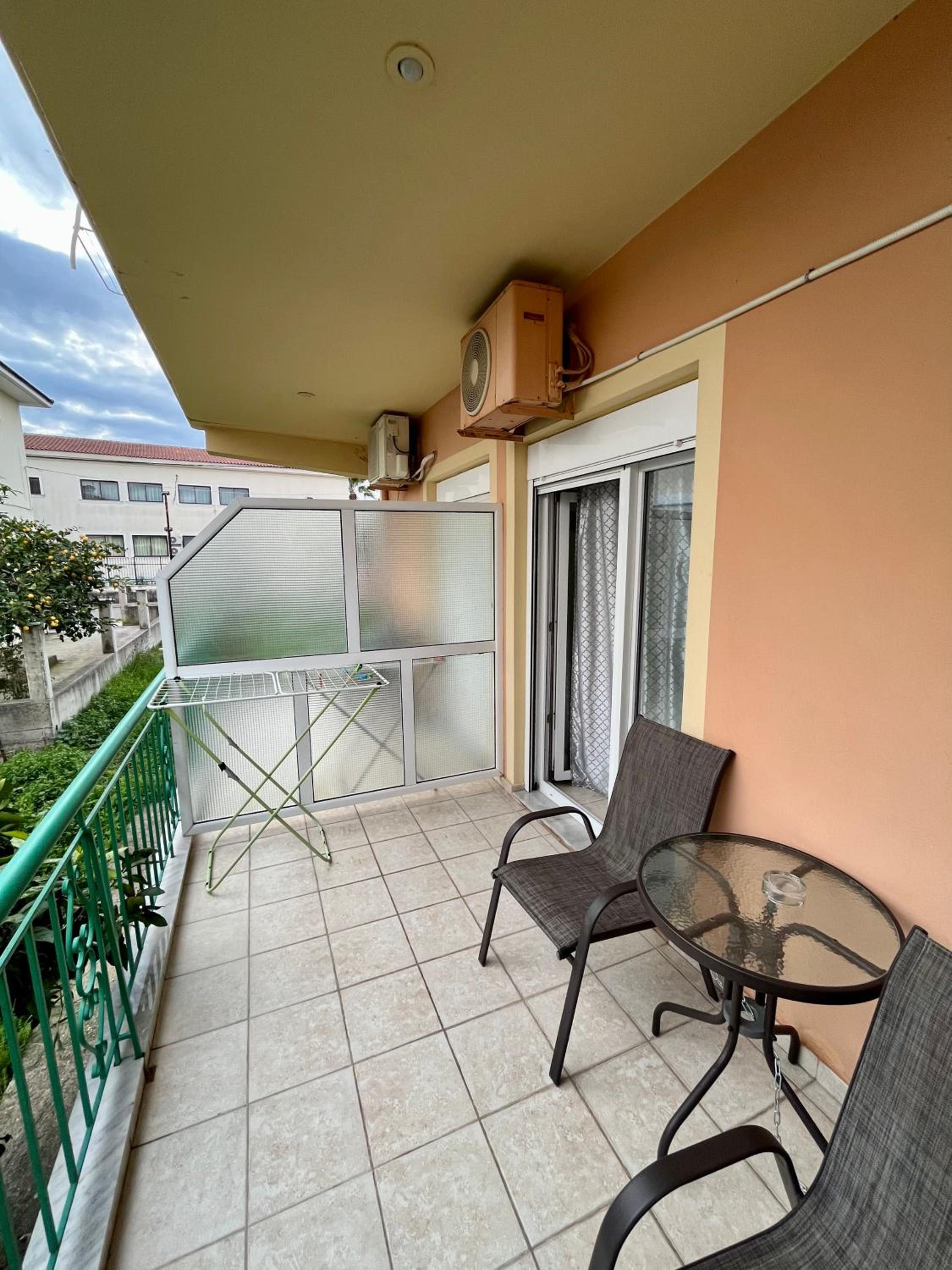 Apartment - Photo 8