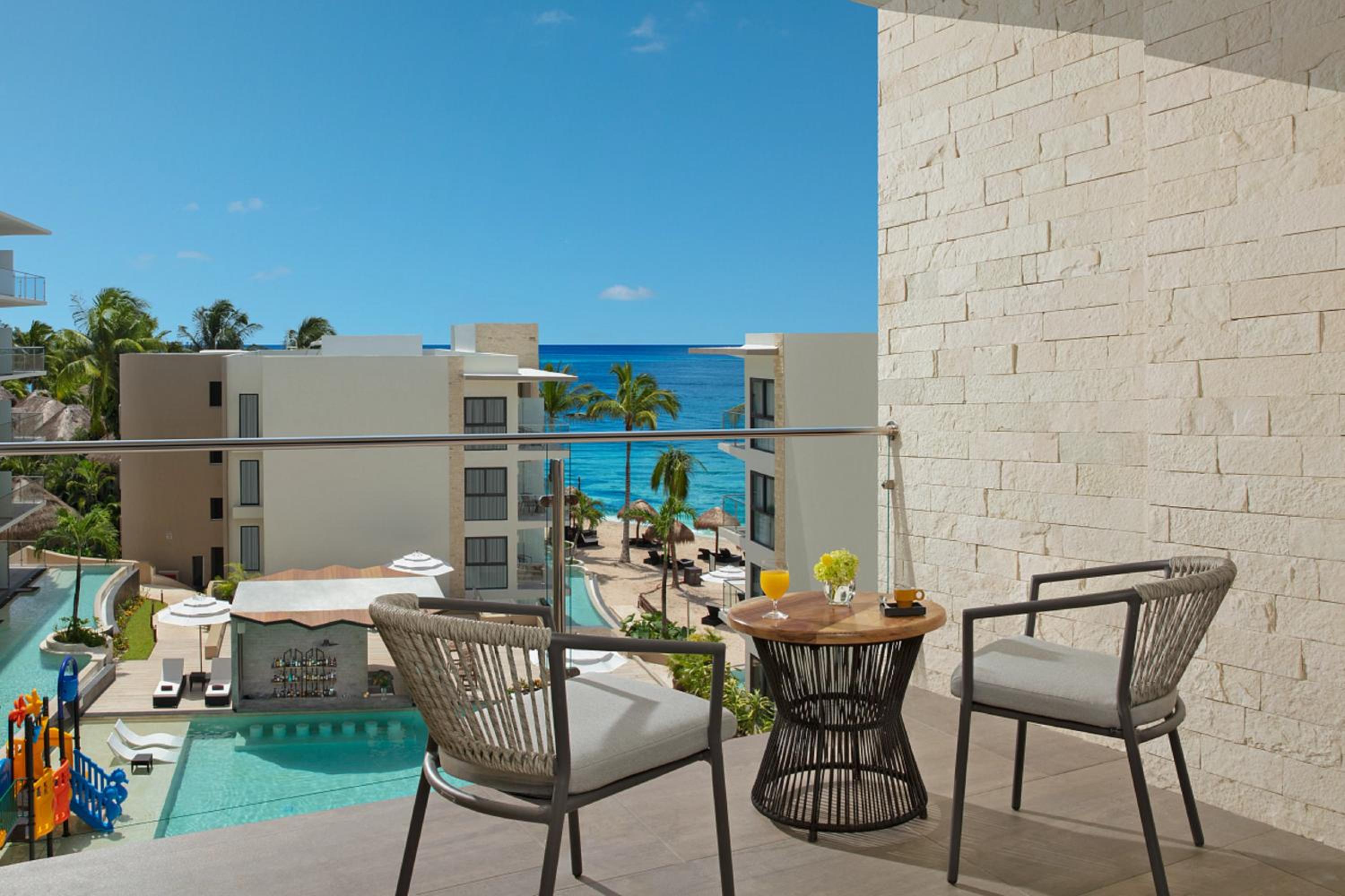 Preferred Club Jr Suite Ocean View King Bed - Photo 4
