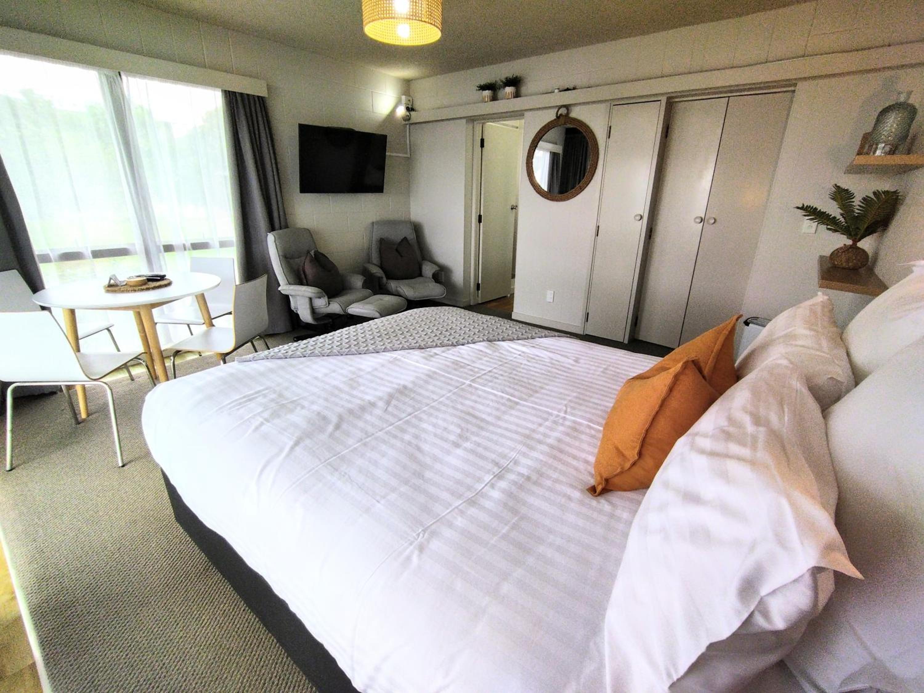 Apartment - Ground Floor photo 2