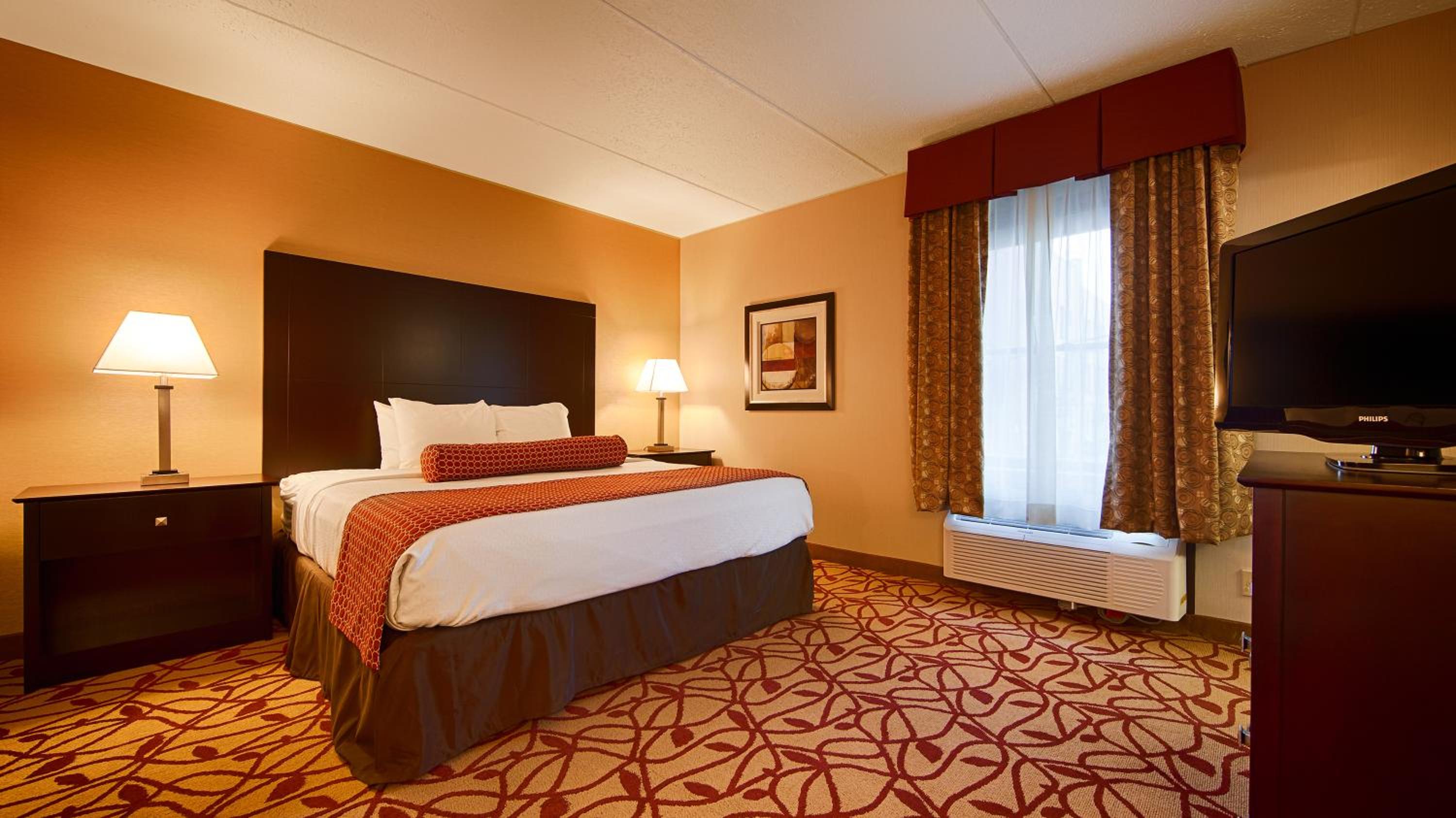 Large King Room with Courtyard View - Non-Smoking - Photo 5