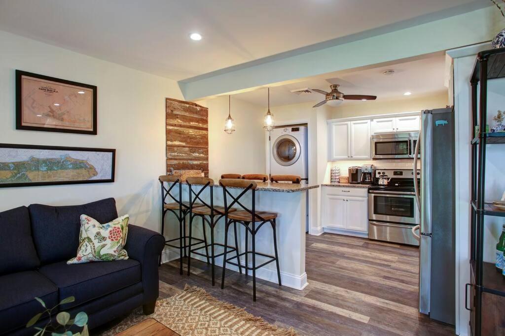 Two-Bedroom House photo 2