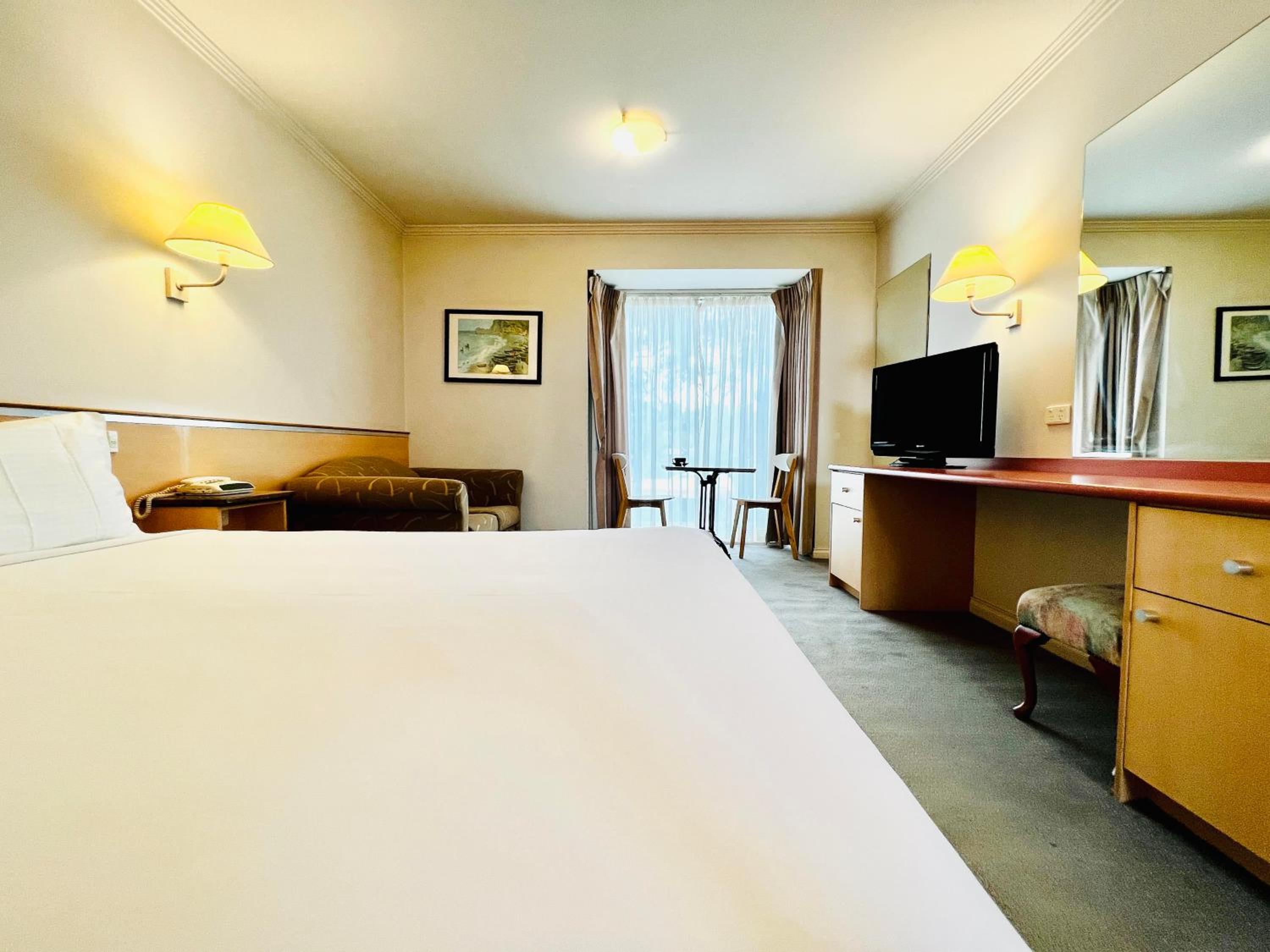 Queen Room - Photo 3
