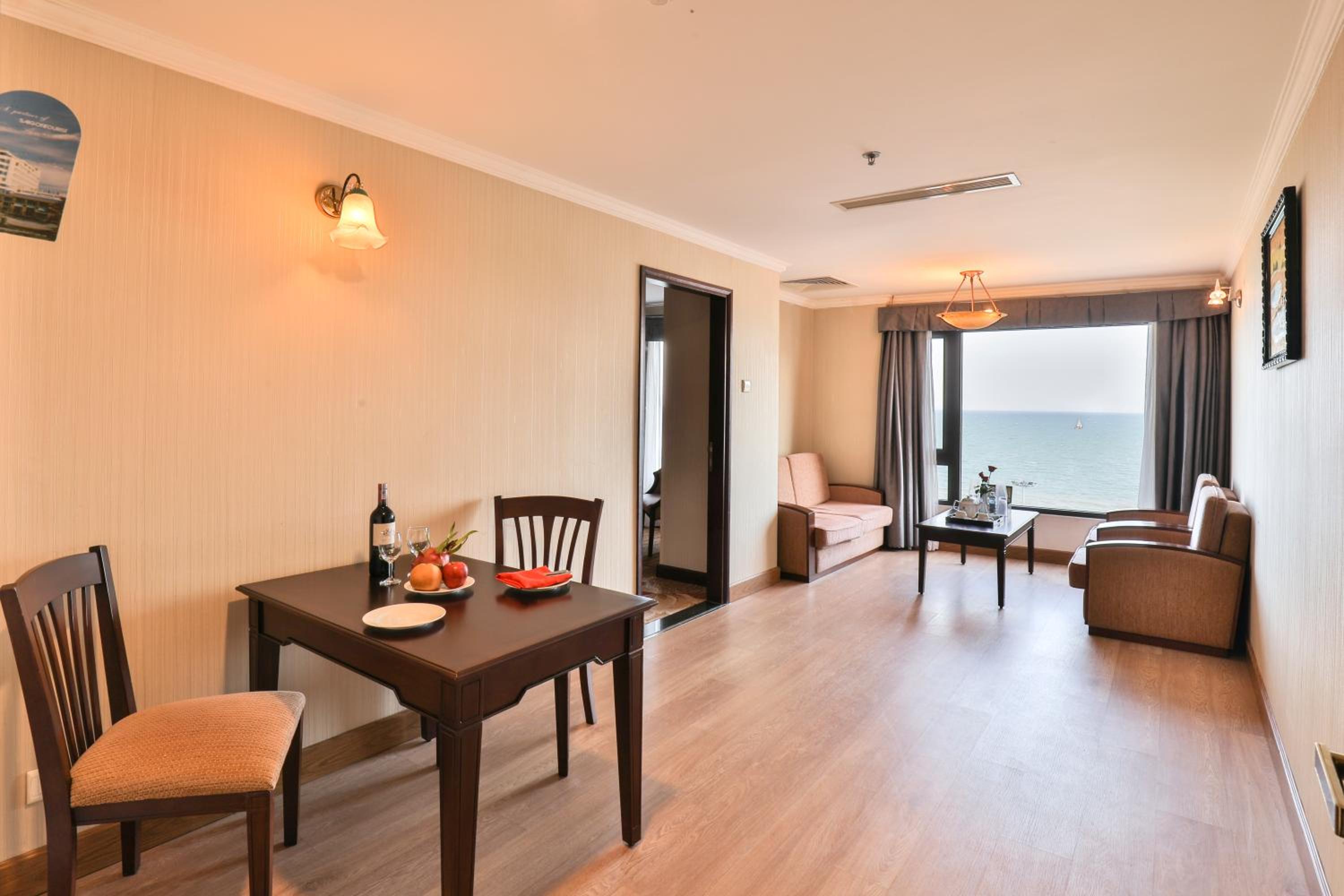 Saigon Suite - Photo 7