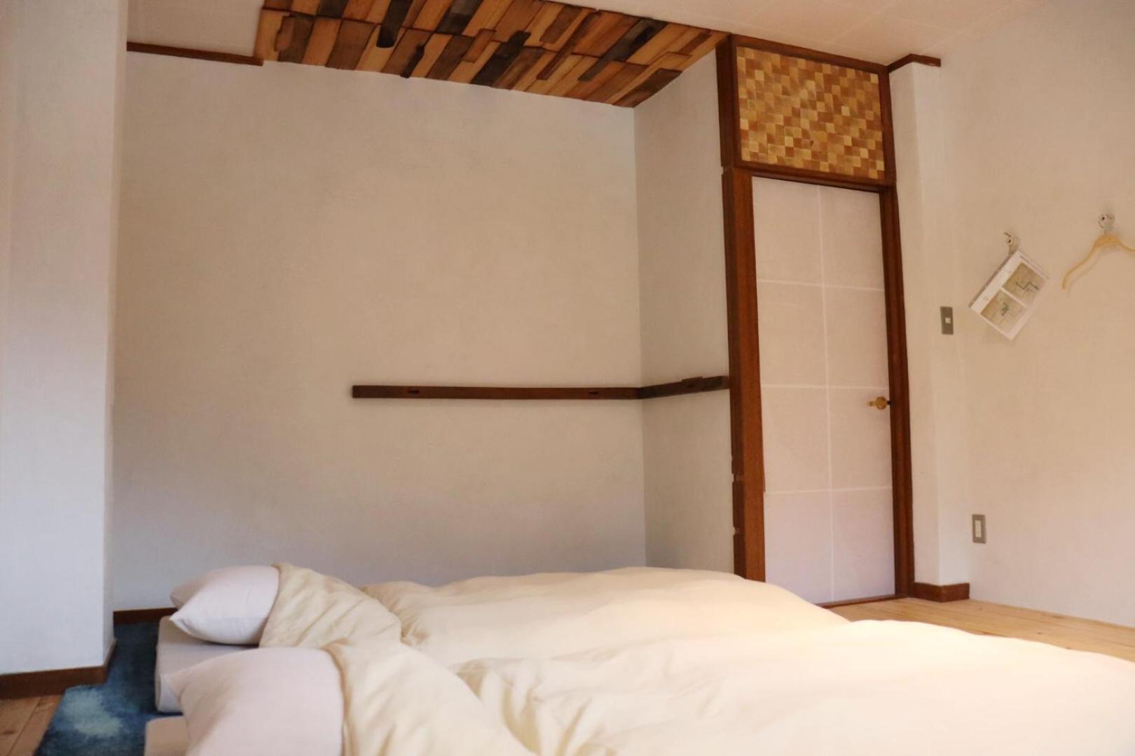 Four-Bedroom House photo 2