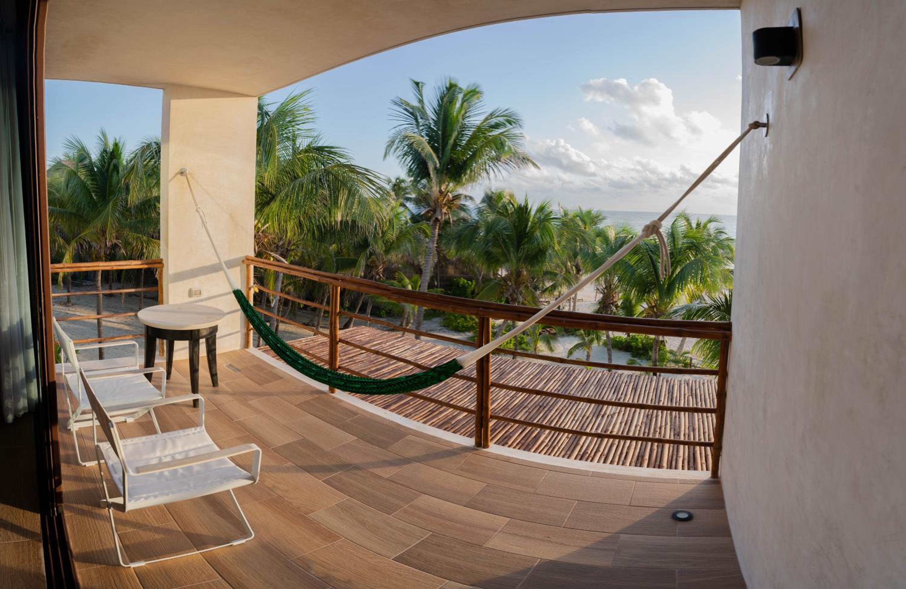 King Room with Sea View - Photo 4