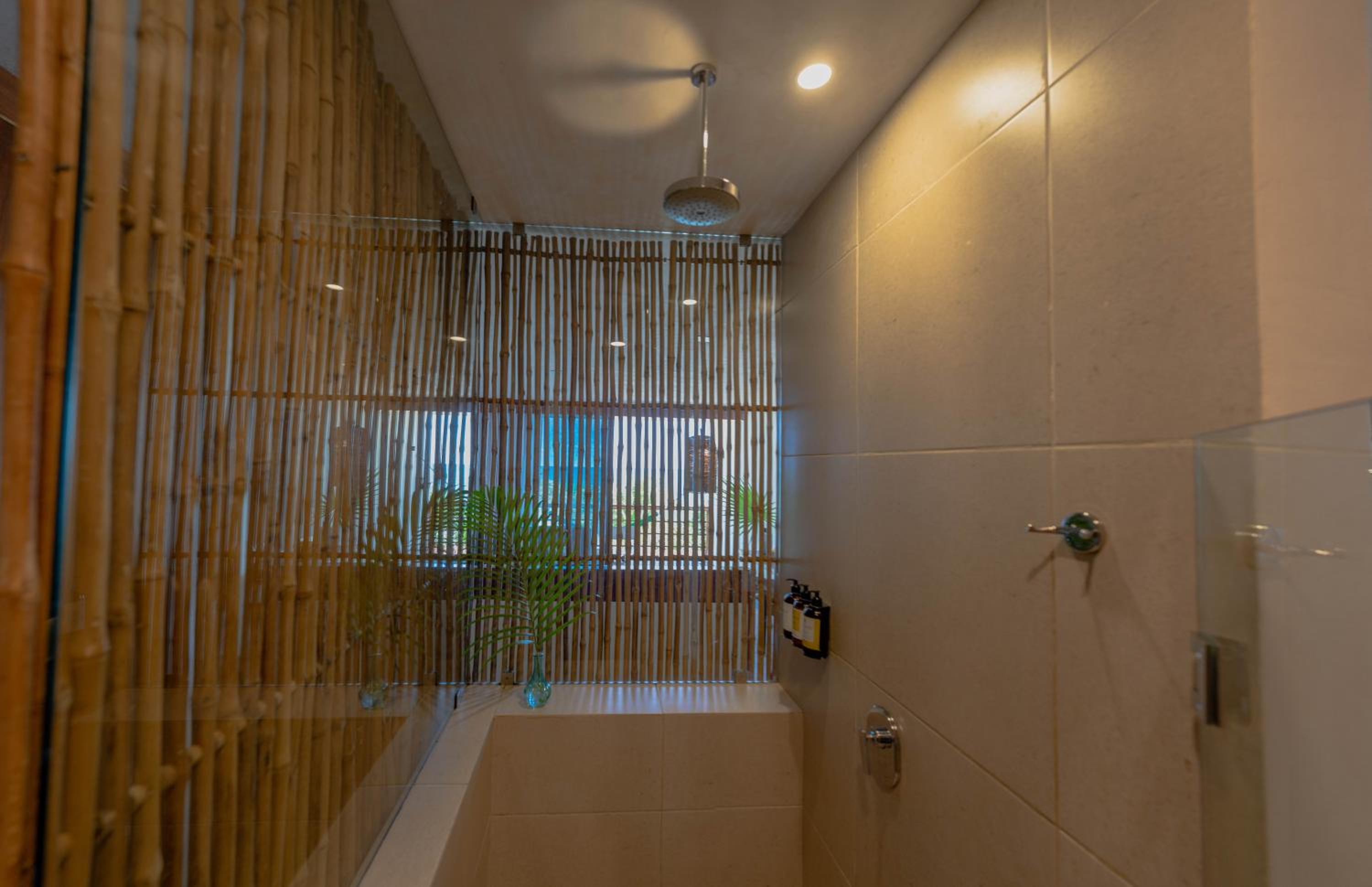 King Room with Sea View - Photo 7