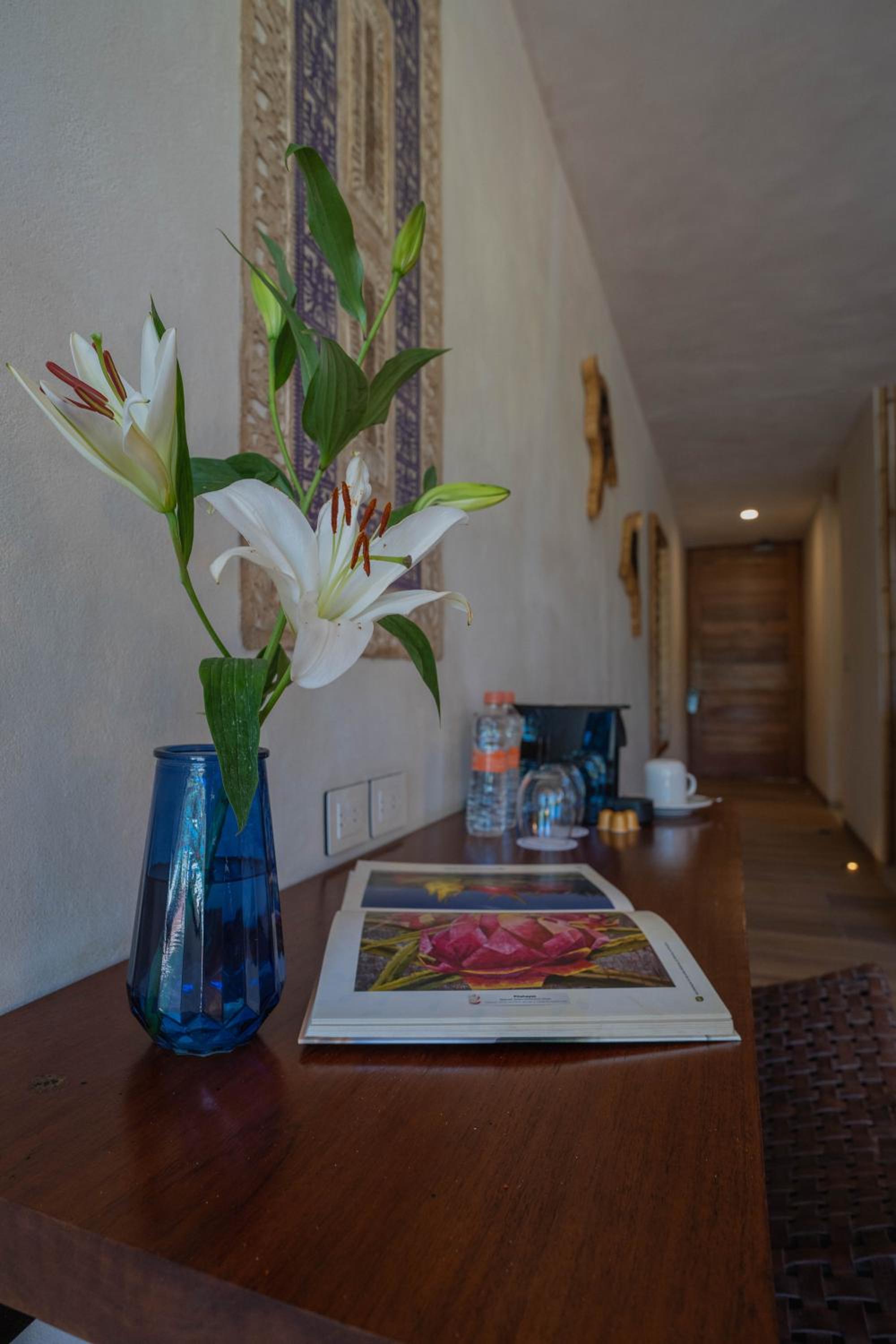 Deluxe Double Room with Balcony and Sea View - Photo 10