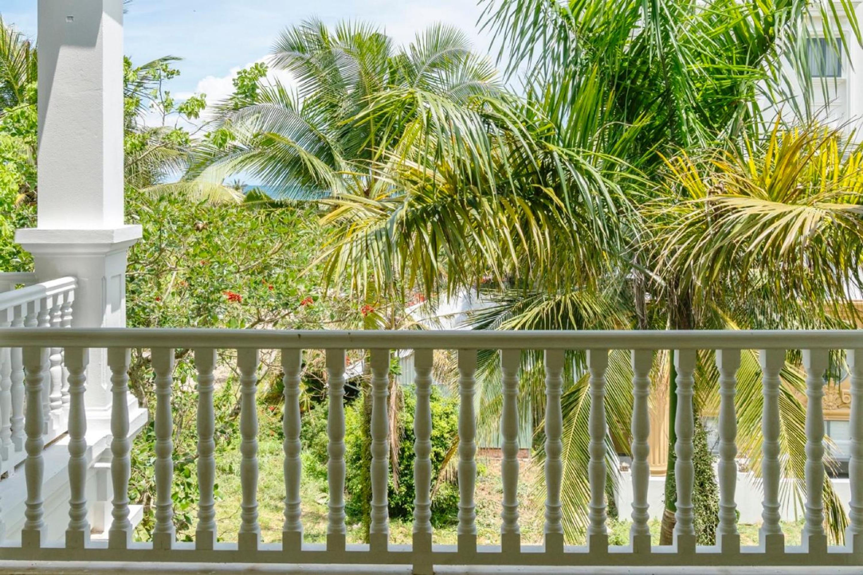 Double Room with Garden View - Photo 3