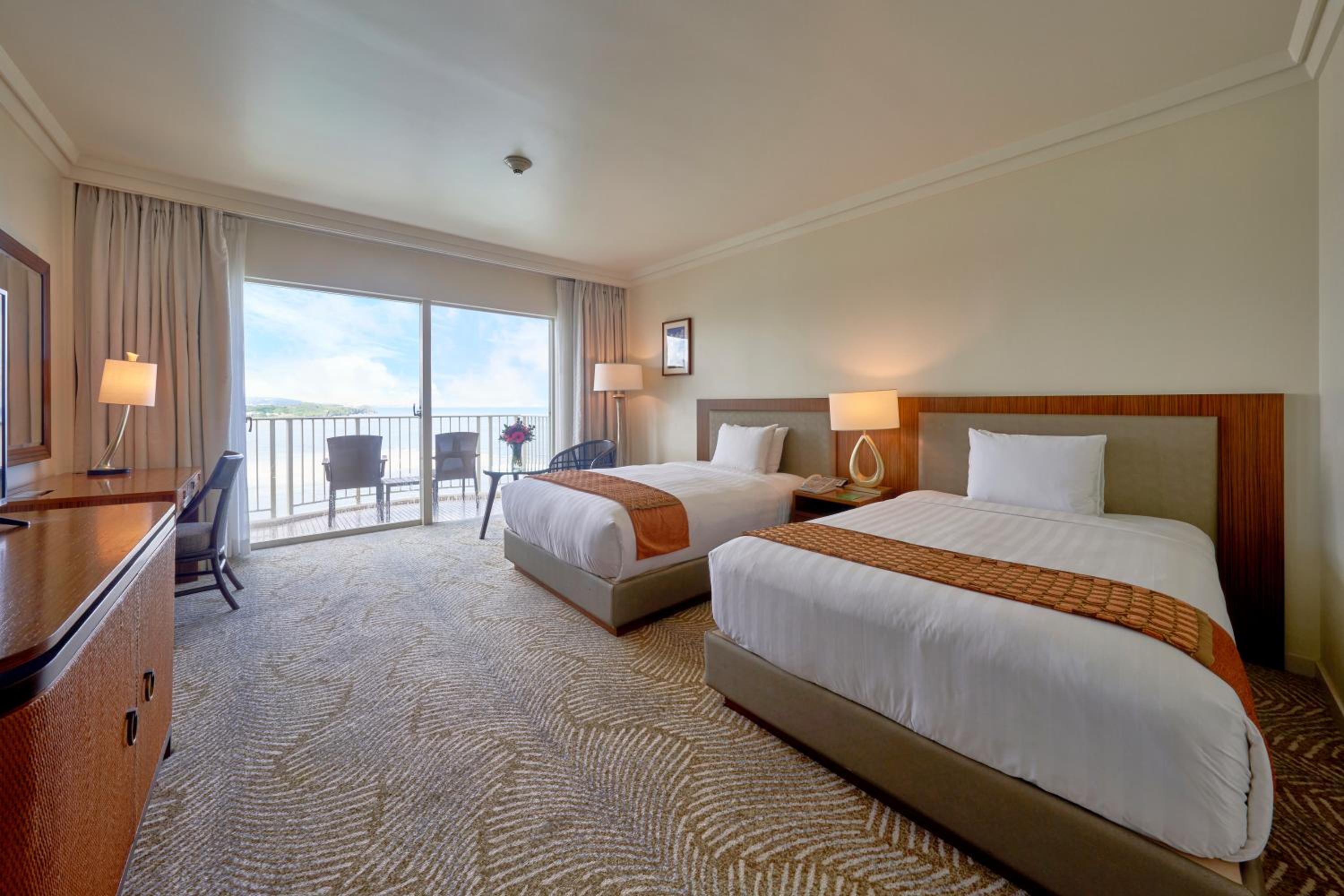 Ocean Front Club with Club Lounge Access photo 1