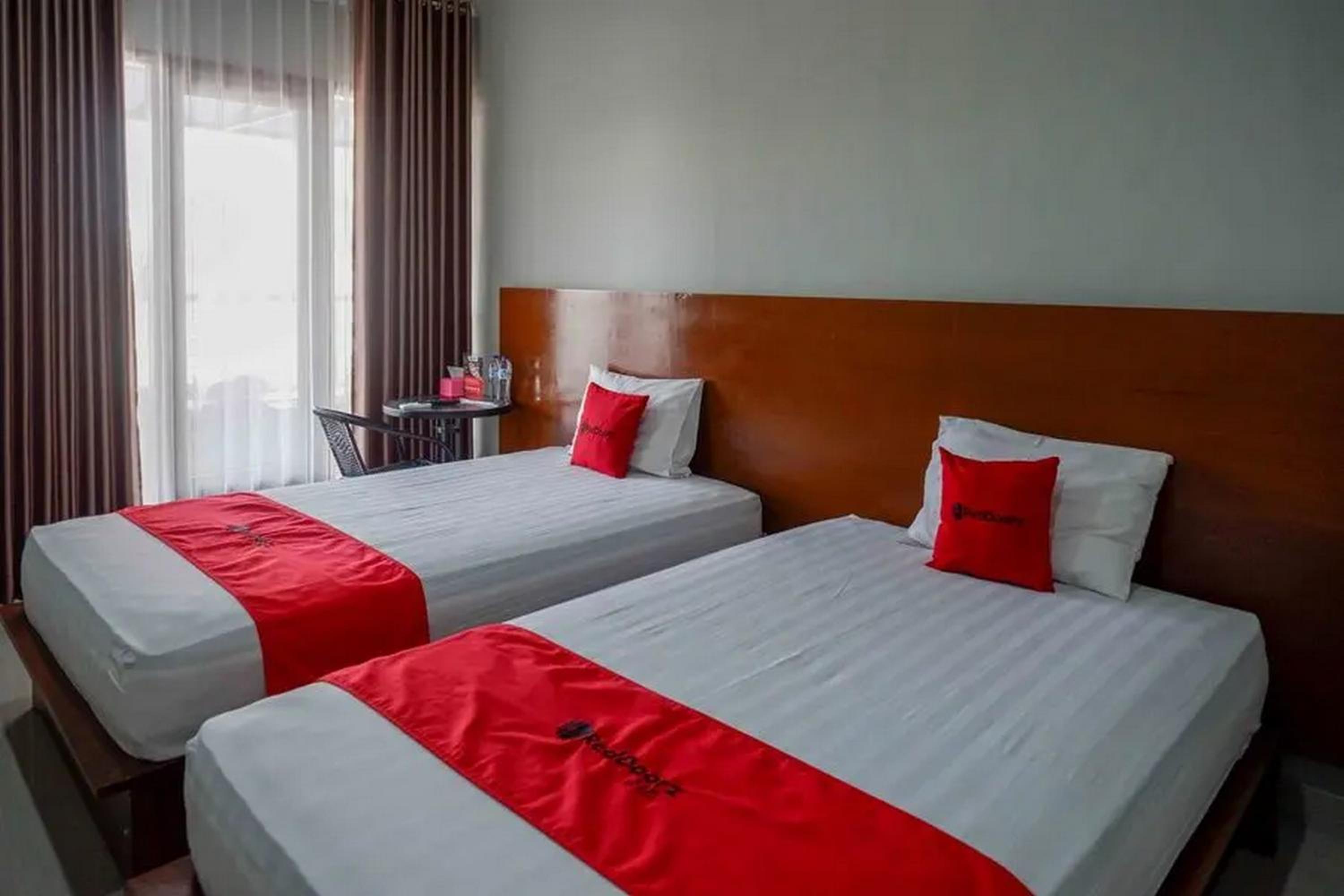 Twin Room - Photo 4