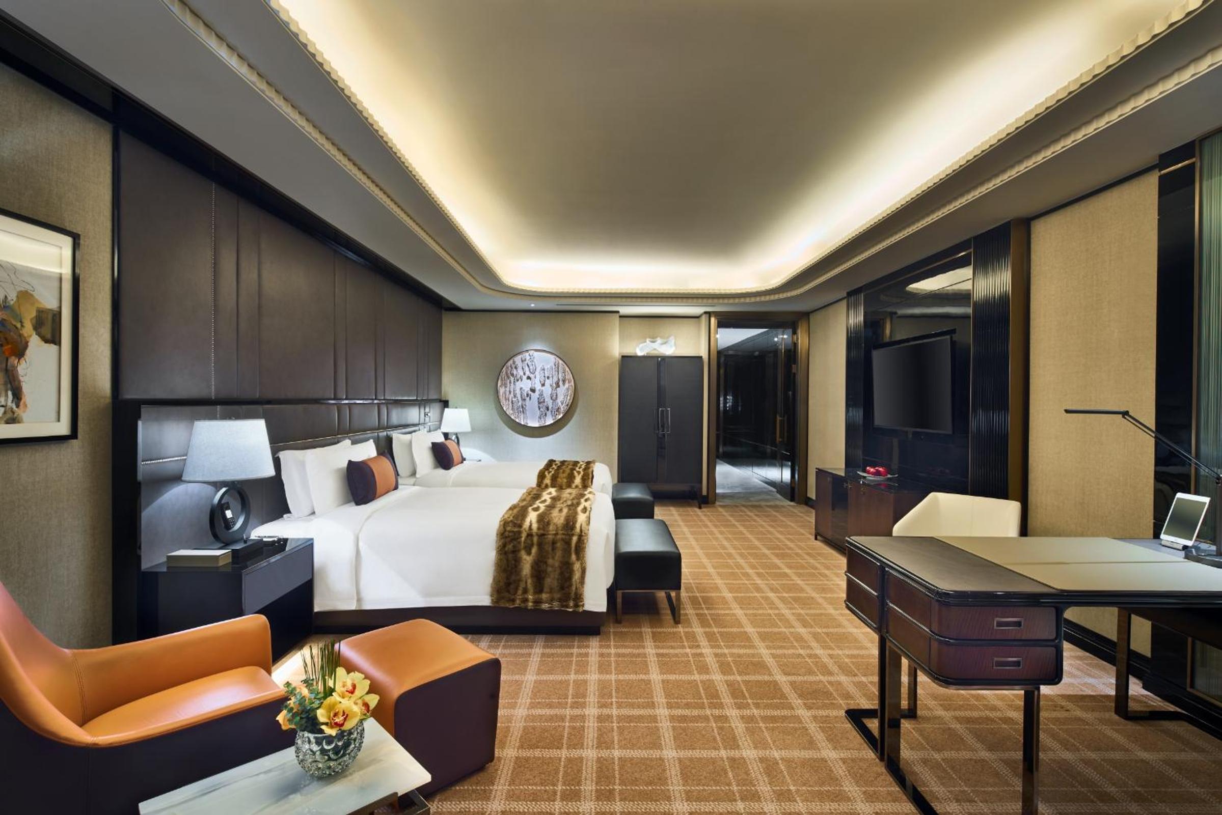 Deluxe River Twin Room