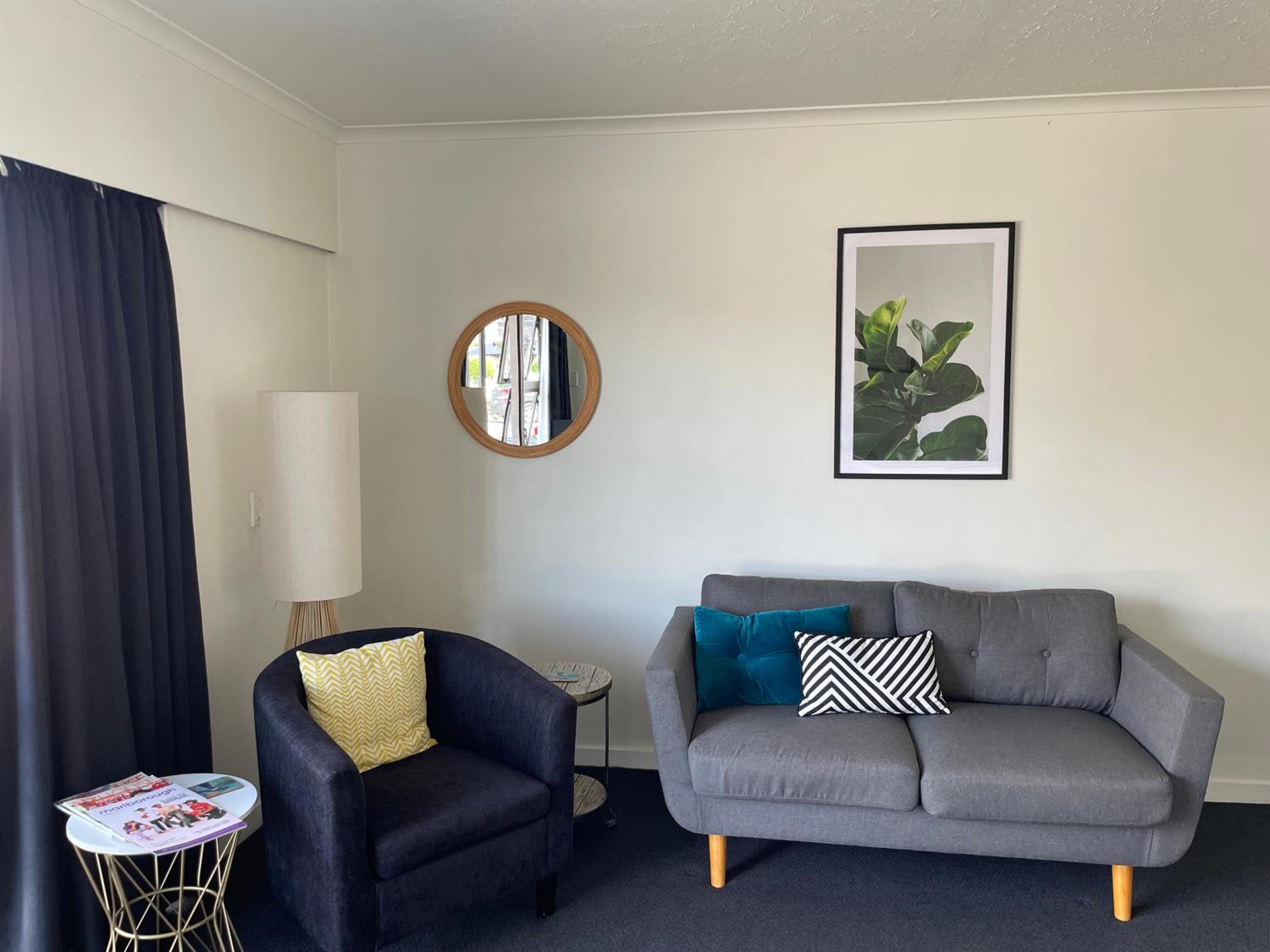 Two-Bedroom Suite photo 2