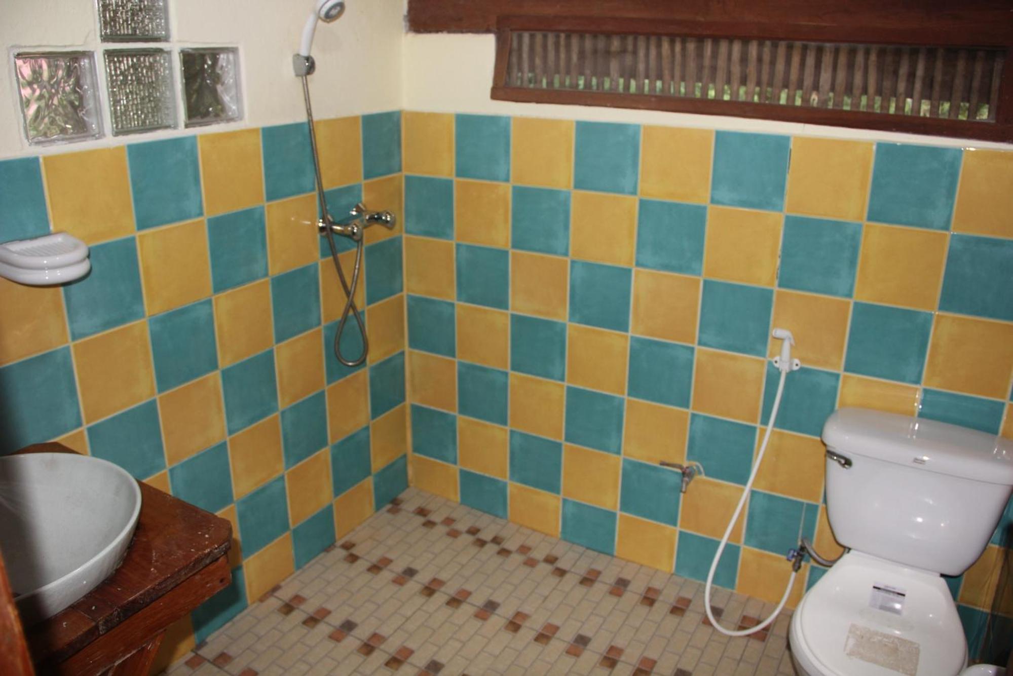 Standard Double Room with Fan - Photo 4