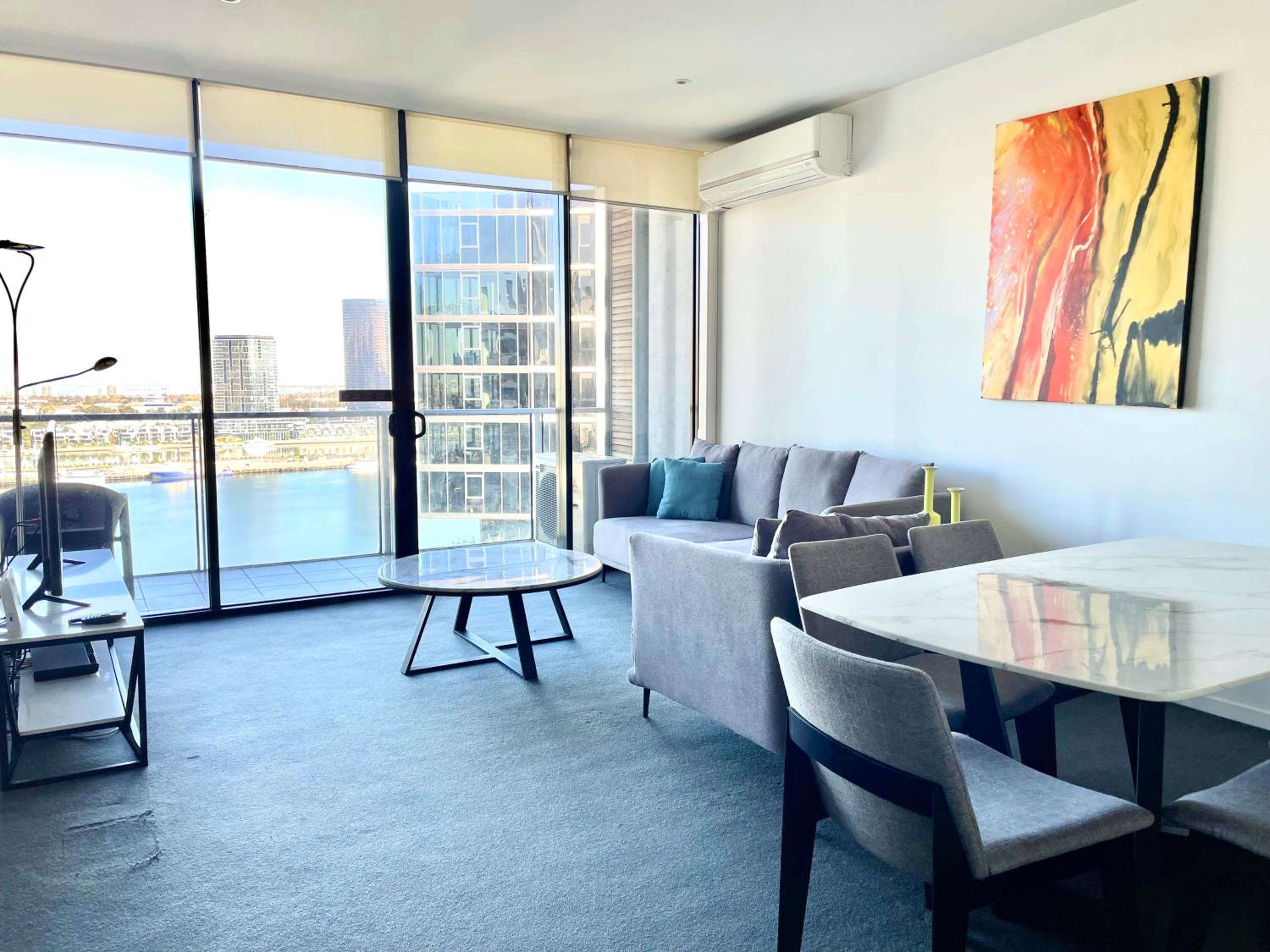  Two-Bedroom with Balcony and Water View photo 2