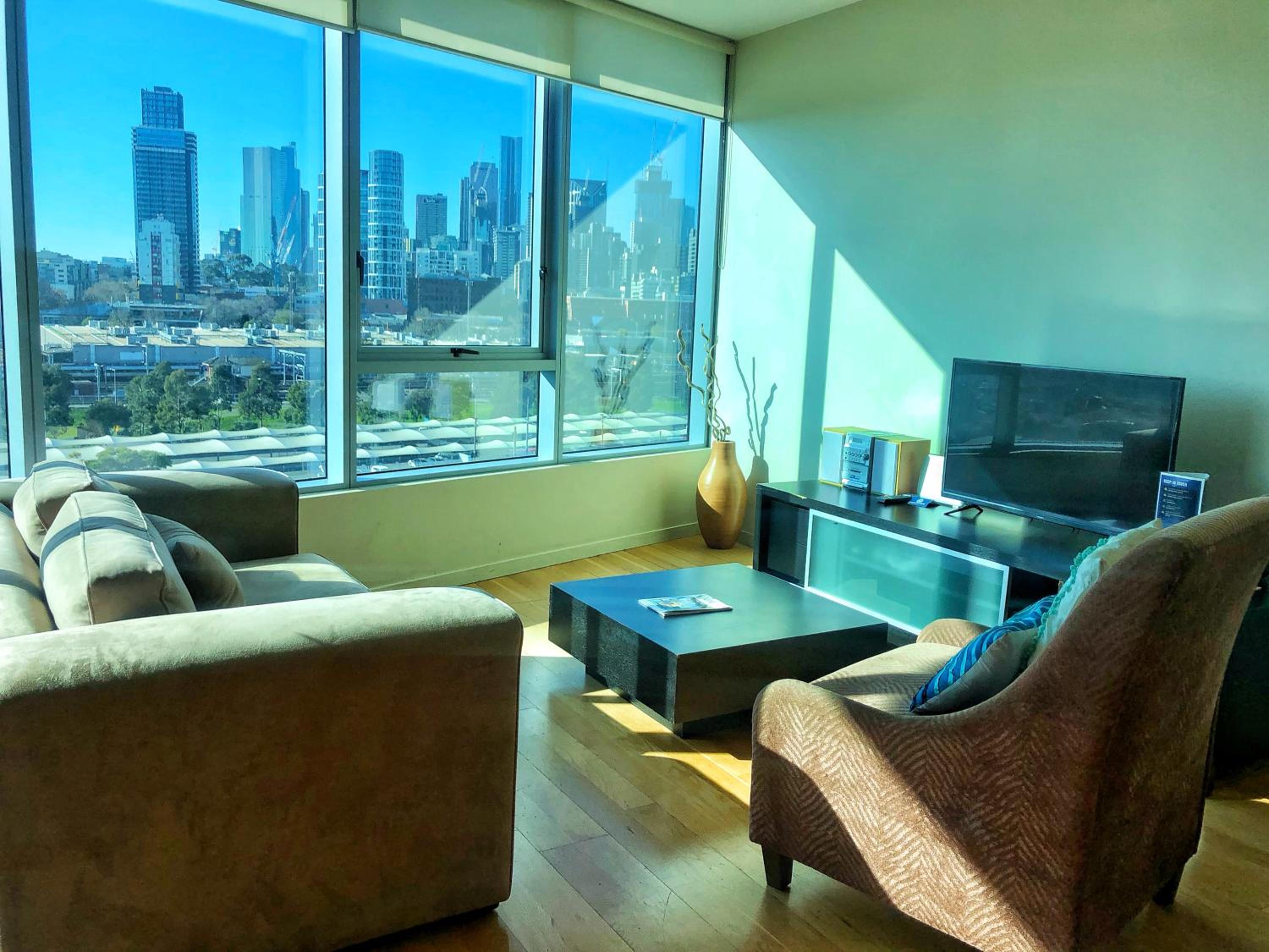One Bedroom Apartment with One Queen Bed