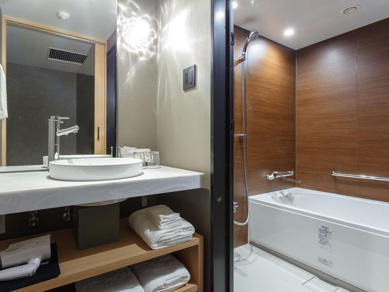 Standard Twin Room - Non-Smoking - Photo 2