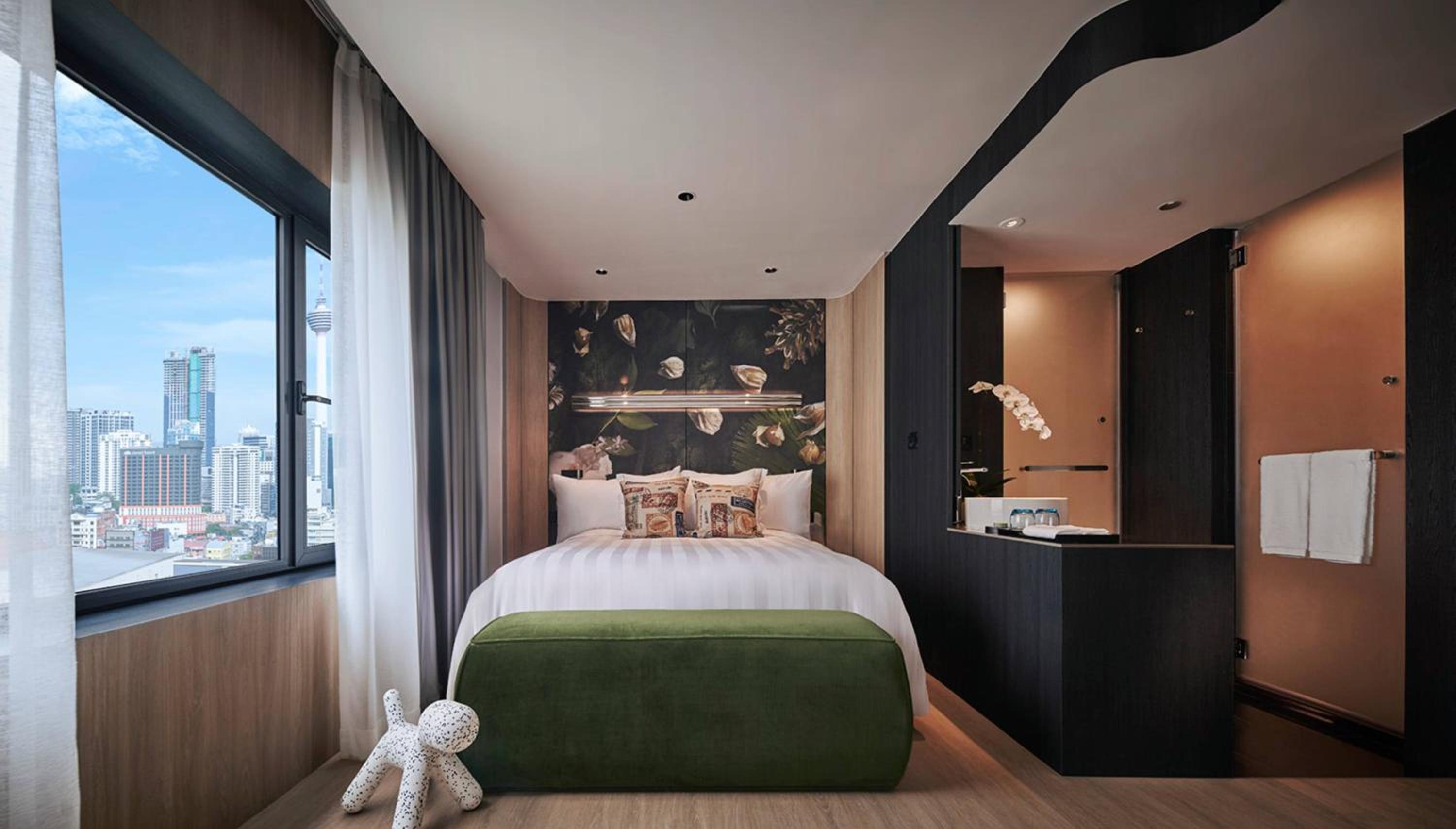 Signature Family Suite – Journey in the Wild Signature Family Suite – Journey in the Wild
