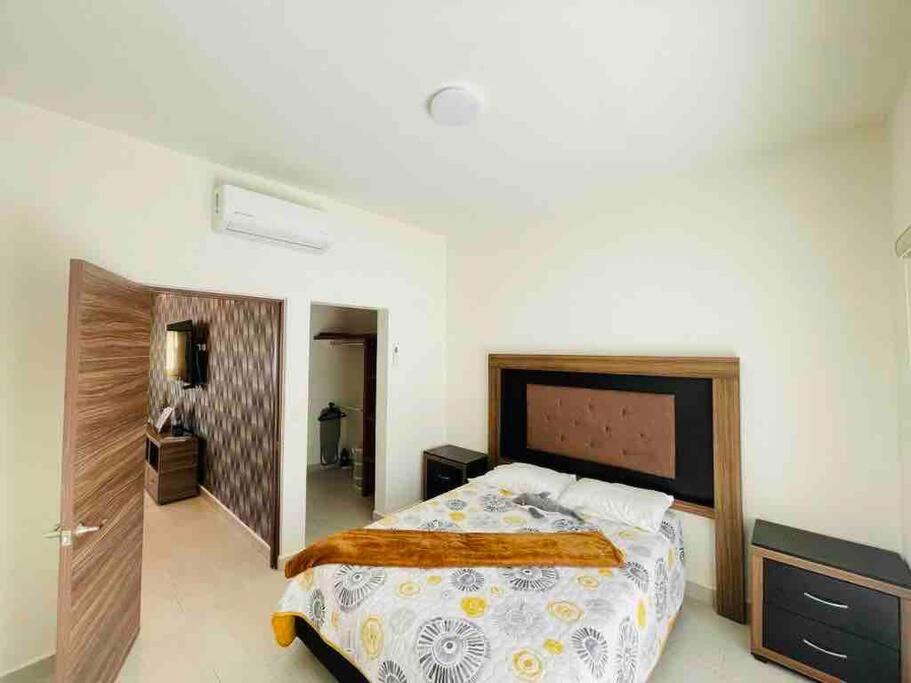 Two-Bedroom House photo 2
