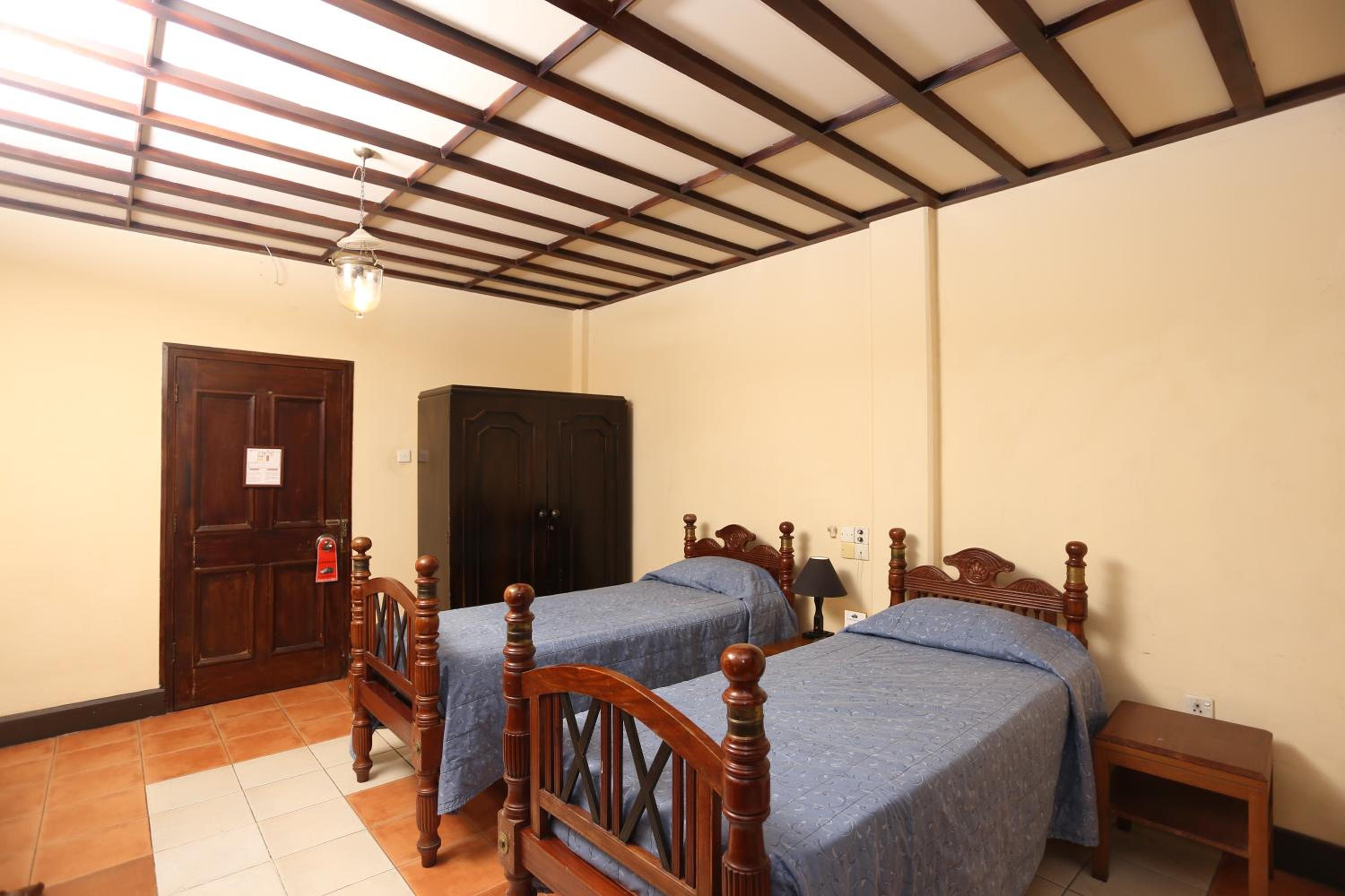 Standard Double or Twin Room photo 3